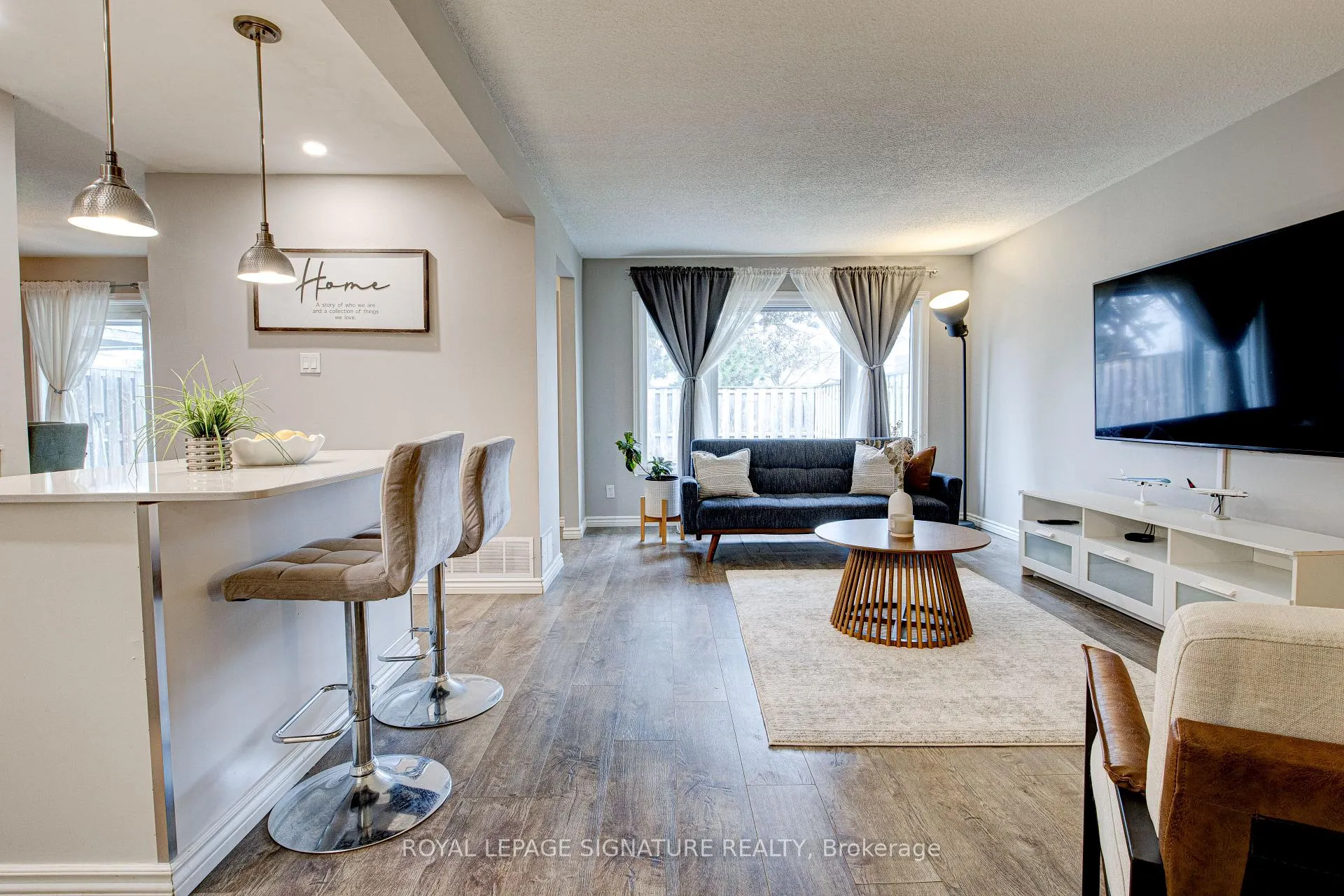 Photo 3 of Unit 12, 14 Williamsburg Road, Kitchener — HOMEH