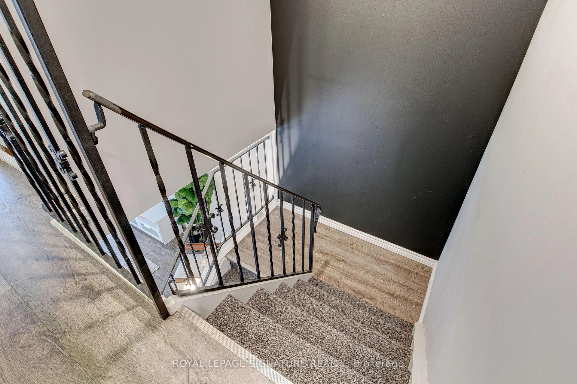 Photo 8 of Unit 12, 14 Williamsburg Road, Kitchener — HOMEH