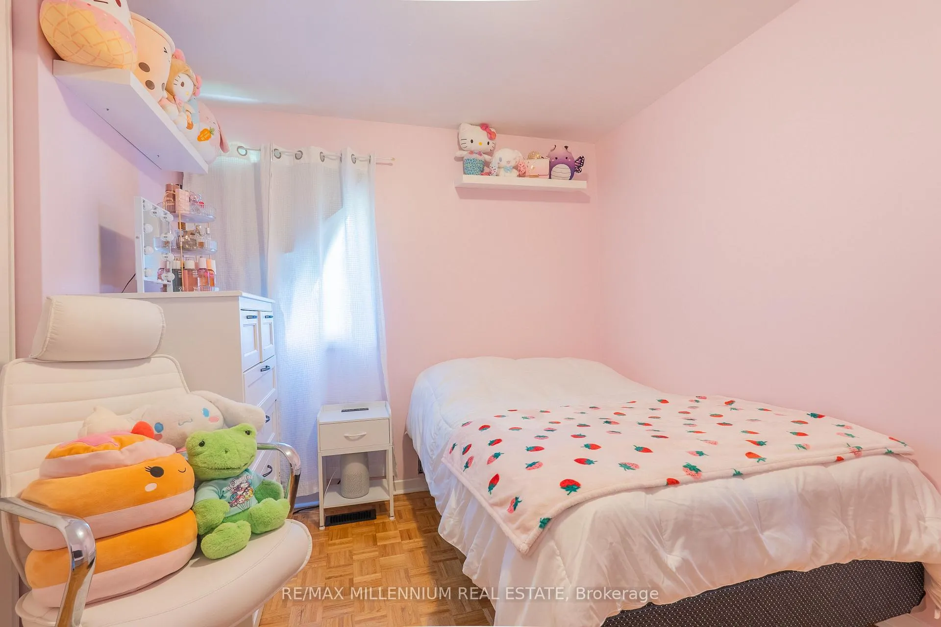 Photo 12 of 29 Major Oaks Drive, Brampton, Madoc — HOMEH