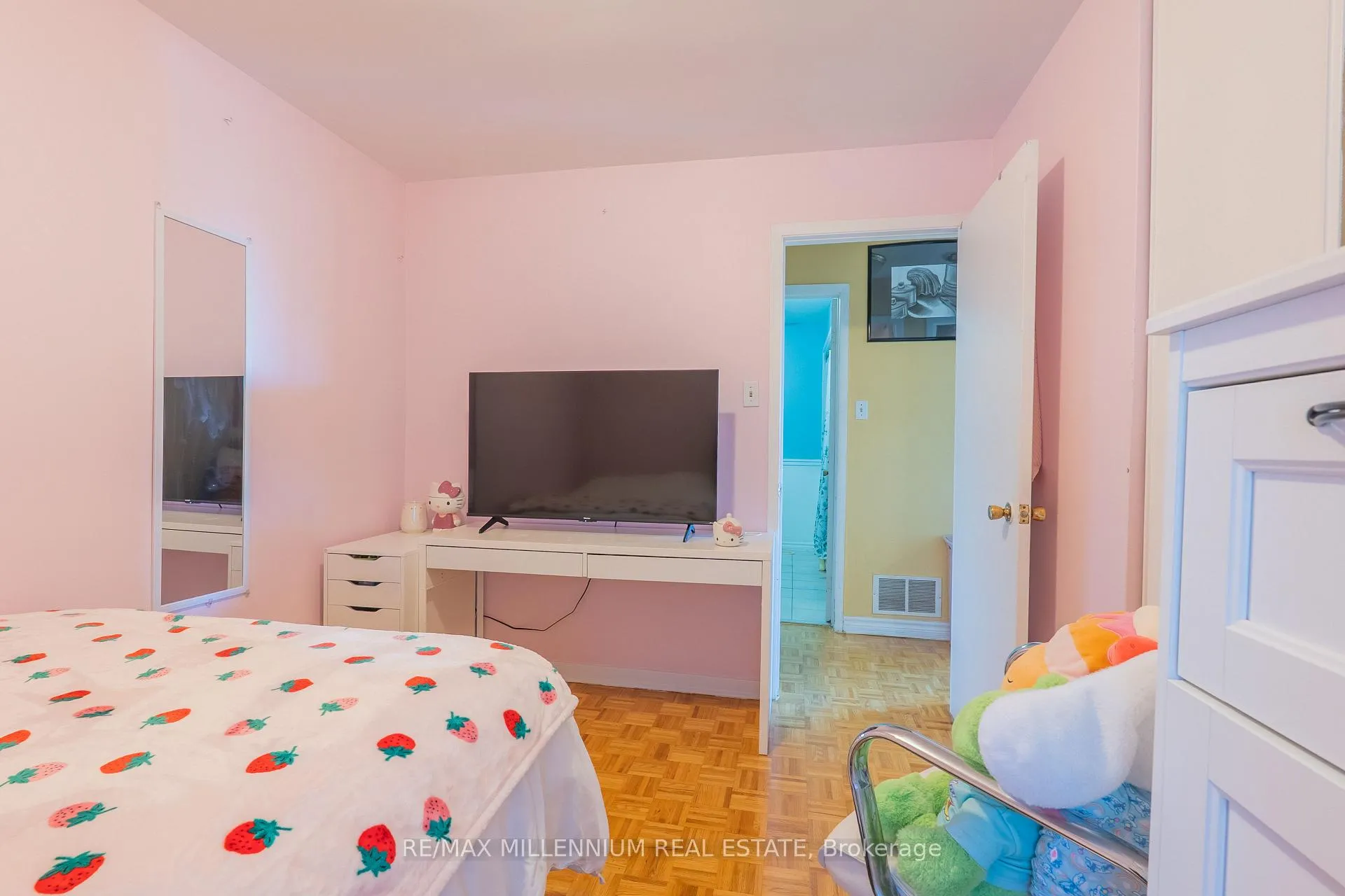 Photo 14 of 29 Major Oaks Drive, Brampton, Madoc — HOMEH
