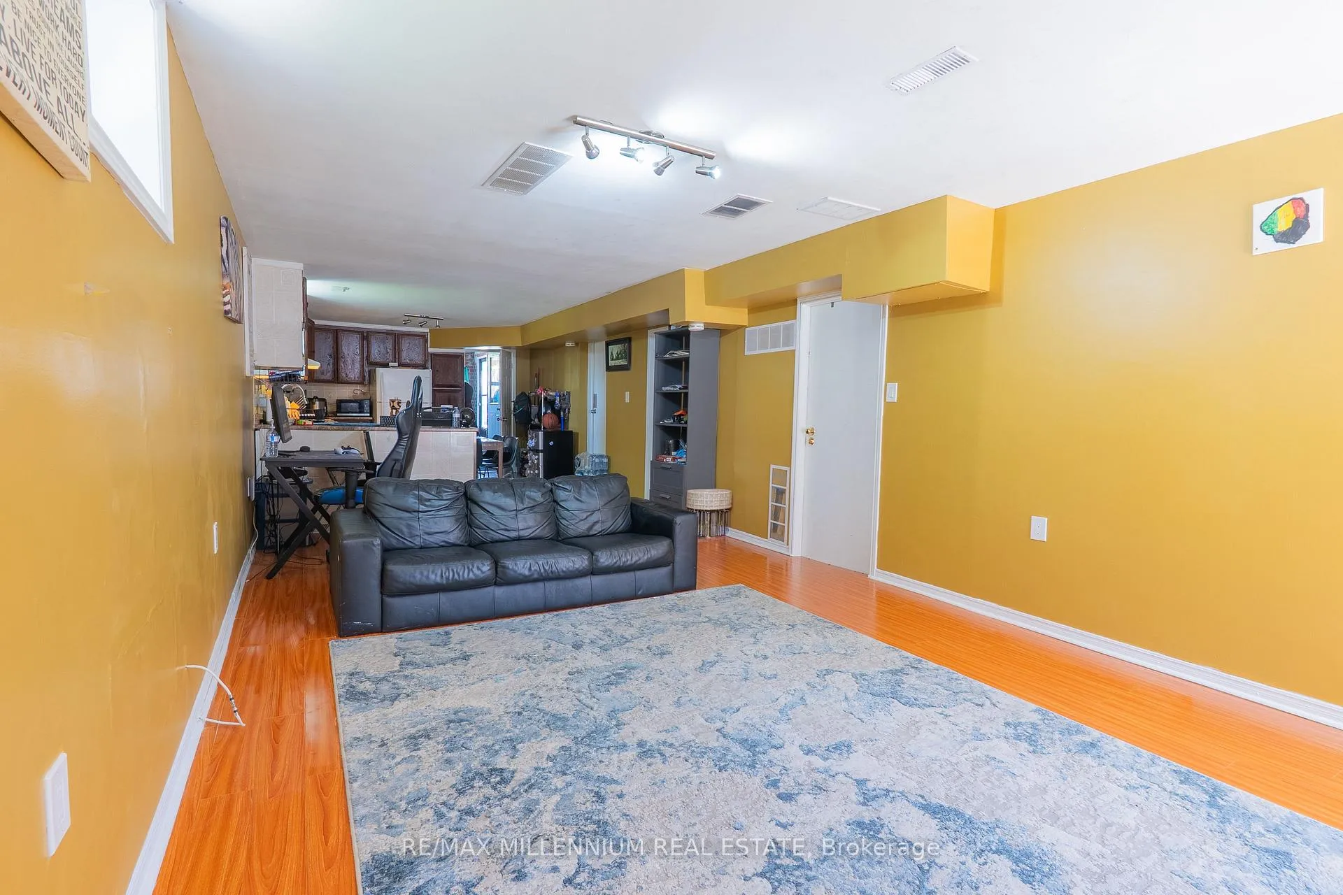 Photo 36 of 29 Major Oaks Drive, Brampton, Madoc — HOMEH