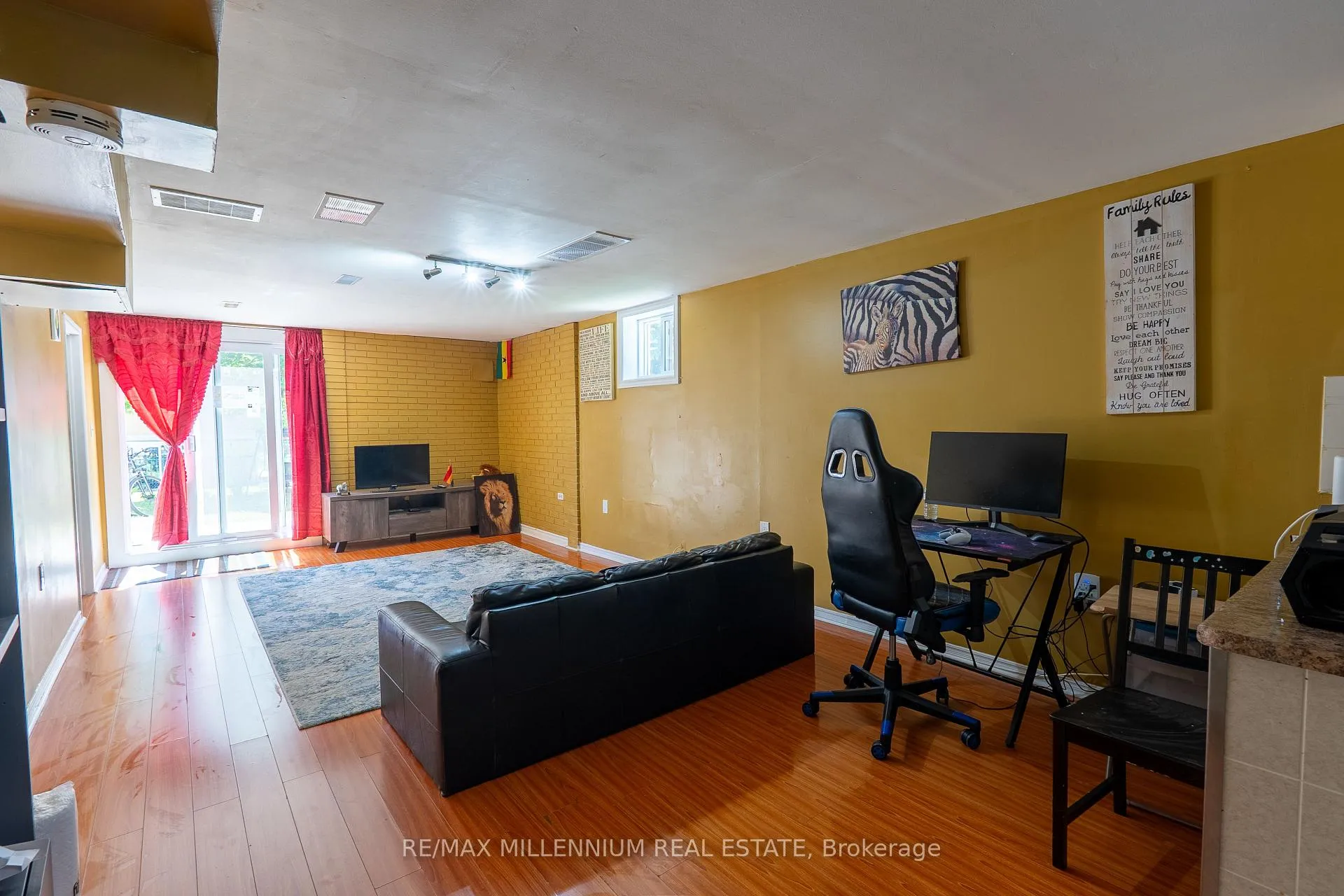 Photo 40 of 29 Major Oaks Drive, Brampton, Madoc — HOMEH