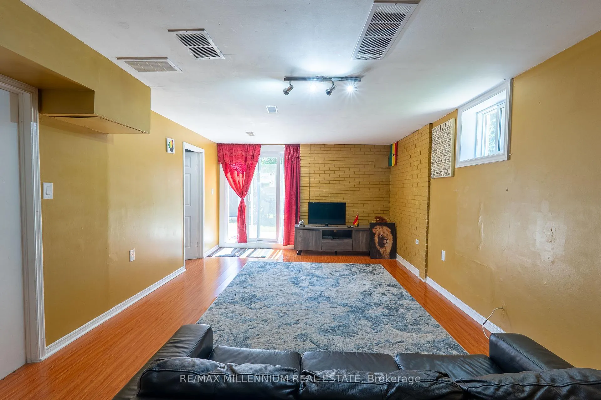 Photo 41 of 29 Major Oaks Drive, Brampton, Madoc — HOMEH