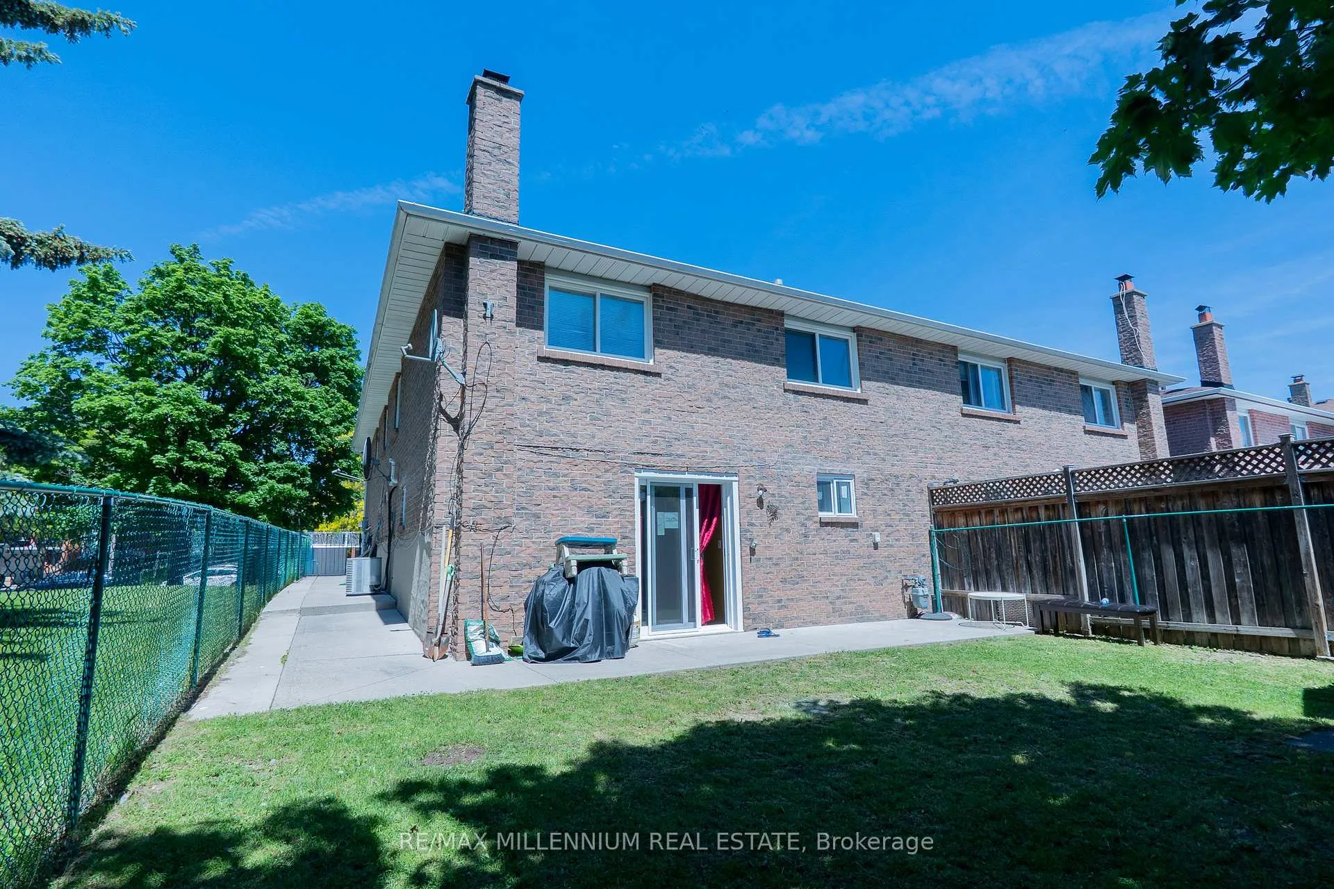 Photo 48 of 29 Major Oaks Drive, Brampton, Madoc — HOMEH
