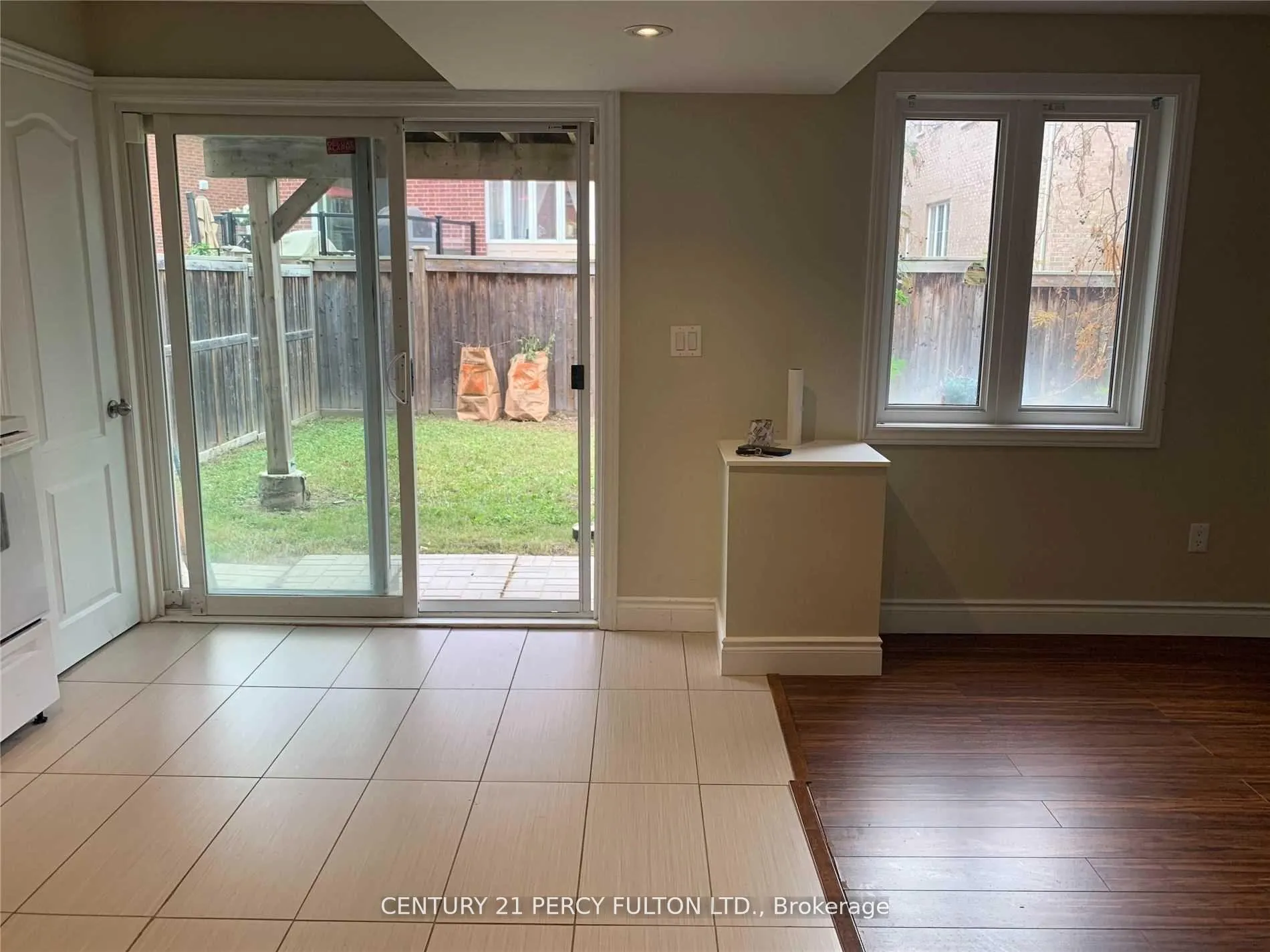 Photo 2 of 21 Watersplace Avenue, Ajax, Northeast Ajax — HOMEH