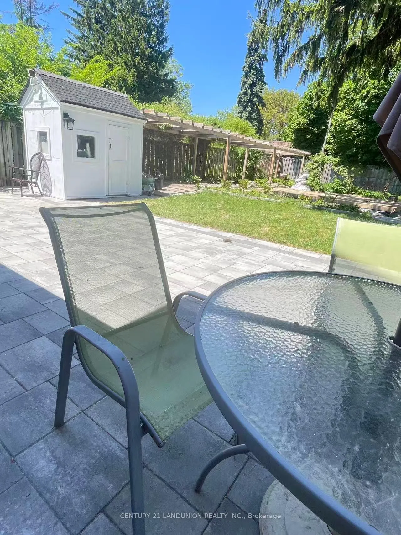 Photo 8 of 34 Grassmere Court, Oshawa, Lakeview — HOMEH