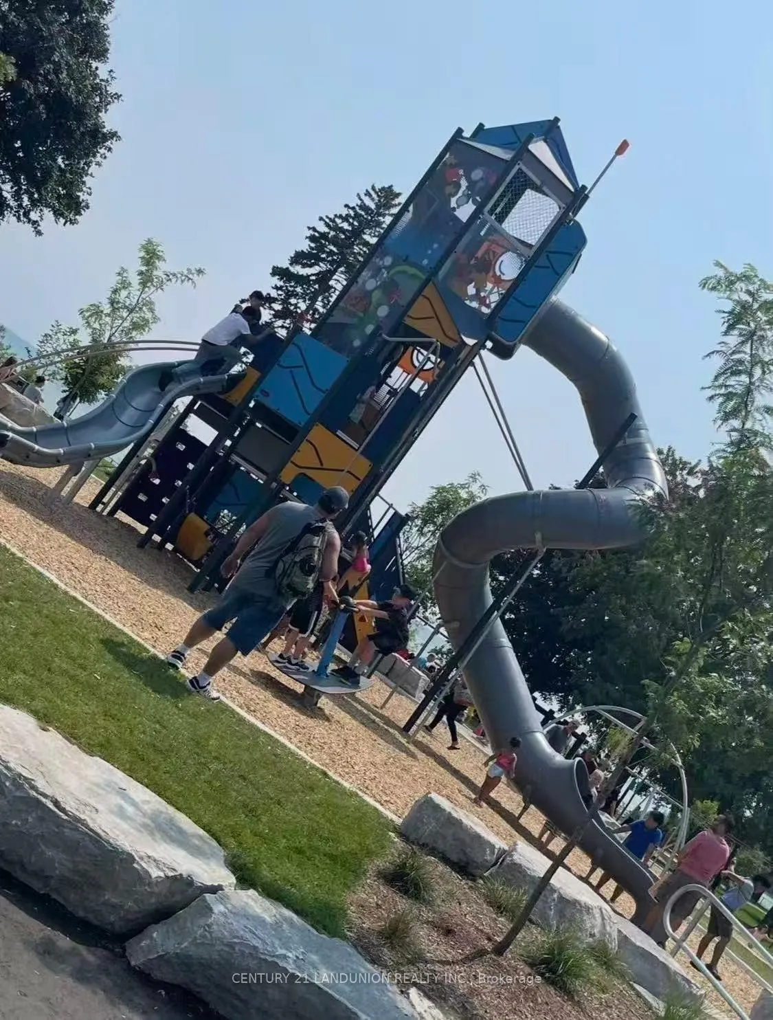 Photo 35 of 34 Grassmere Court, Oshawa, Lakeview — HOMEH