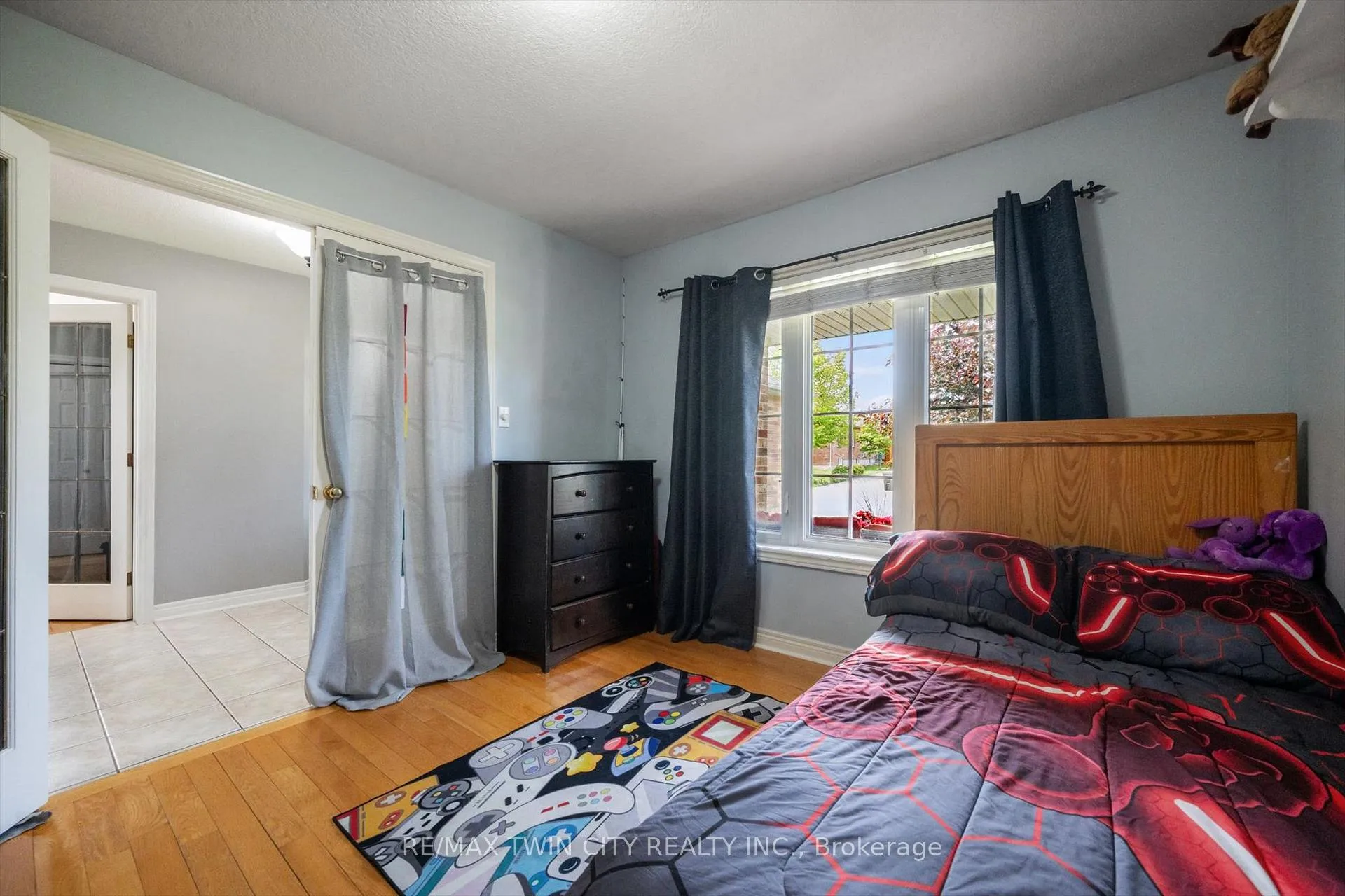 Photo 15 of 15 Zinkann Crescent, Wellesley — HOMEH
