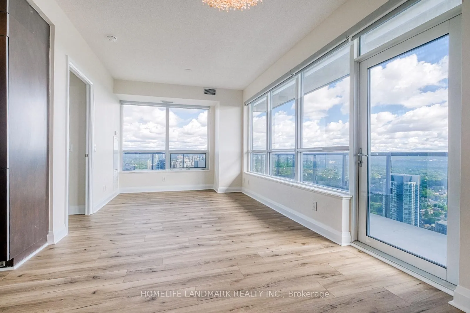 Photo 8 of Unit 4123, 5 Sheppard Avenue E, North York, Willowdale East — HOMEH