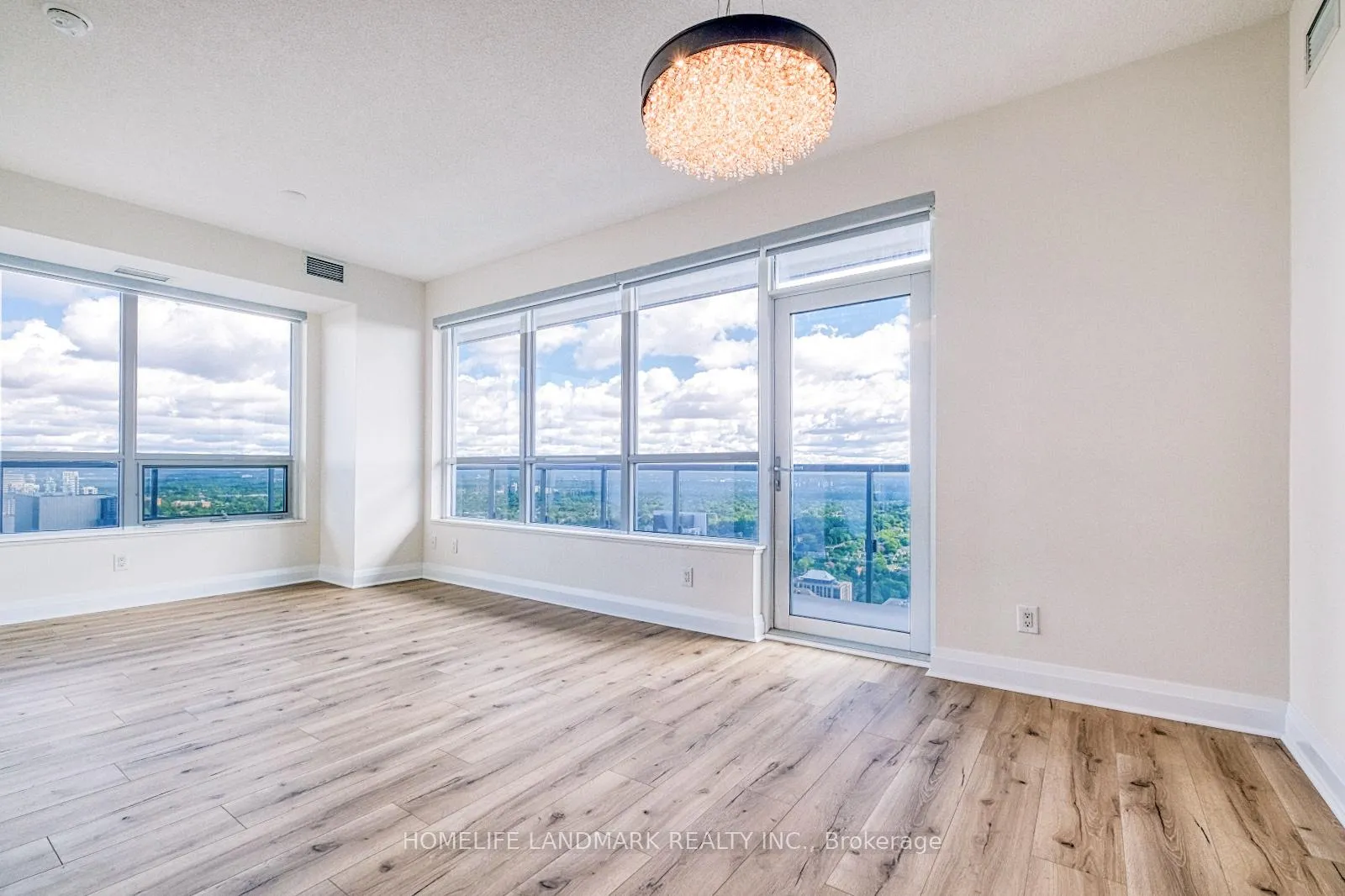 Photo 11 of Unit 4123, 5 Sheppard Avenue E, North York, Willowdale East — HOMEH