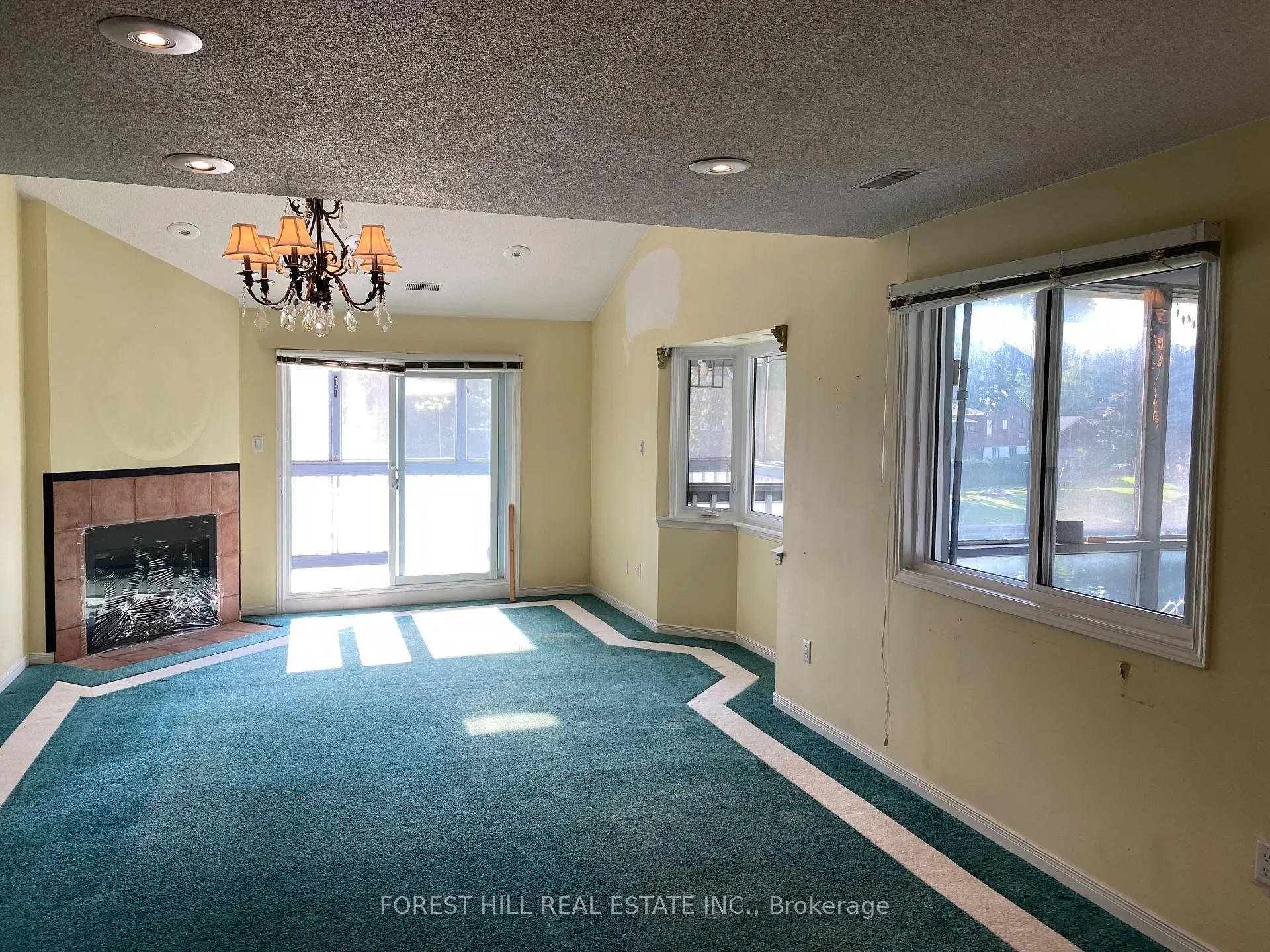 Photo 2 of Unit 2-4, 10 Laguna Parkway, Ramara, Brechin — HOMEH