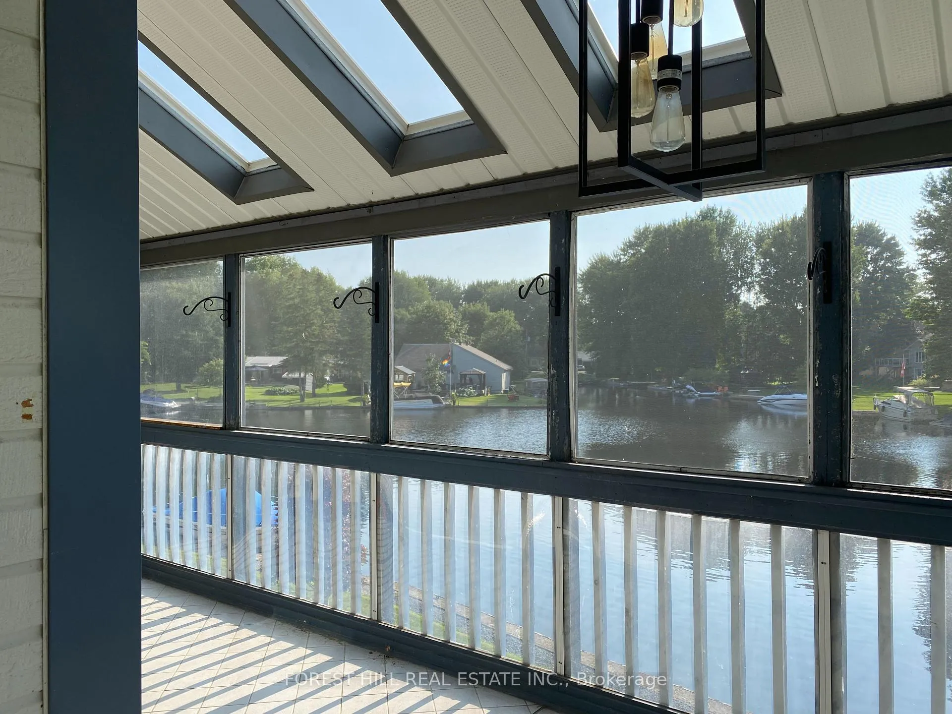 Photo 5 of Unit 2-4, 10 Laguna Parkway, Ramara, Brechin — HOMEH