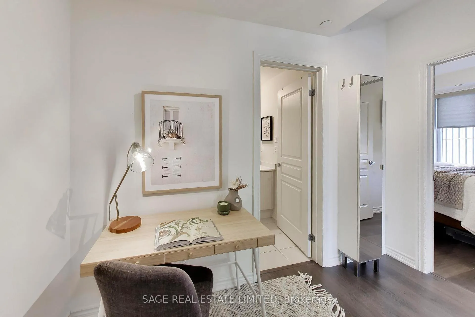 Photo 8 of Unit 2, 130 Long Branch Avenue, Etobicoke, Long Branch — HOMEH