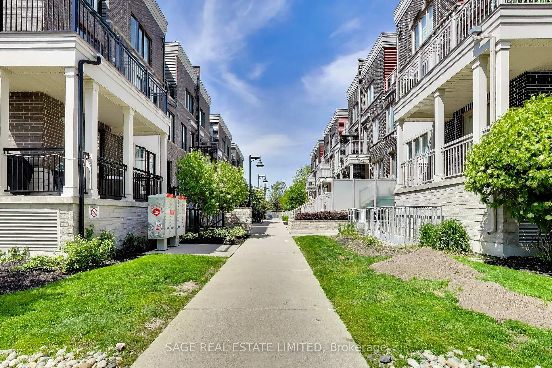 Photo 17 of Unit 2, 130 Long Branch Avenue, Etobicoke, Long Branch — HOMEH