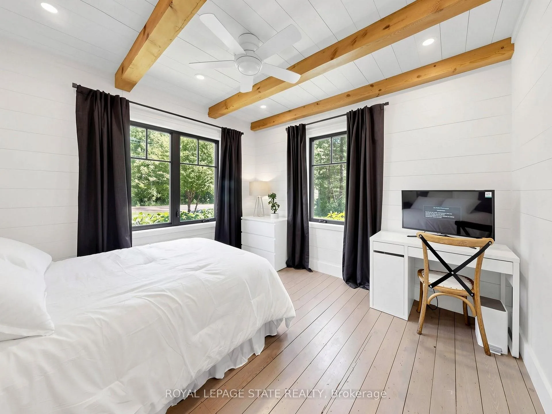 Photo 19 of 1065 Milburough Line, Hamilton, Rural Flamborough — HOMEH