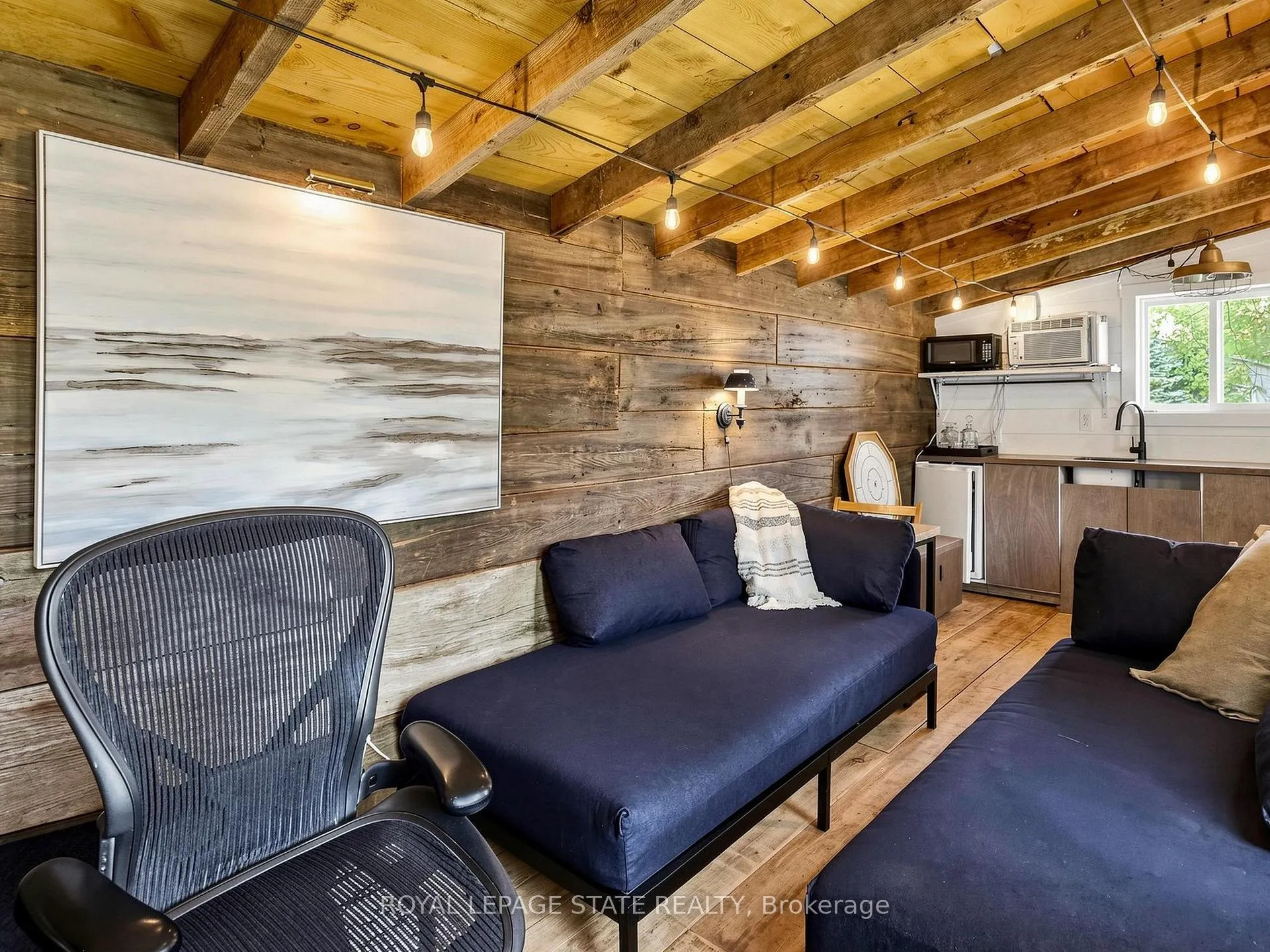 Photo 49 of 1065 Milburough Line, Hamilton, Rural Flamborough — HOMEH