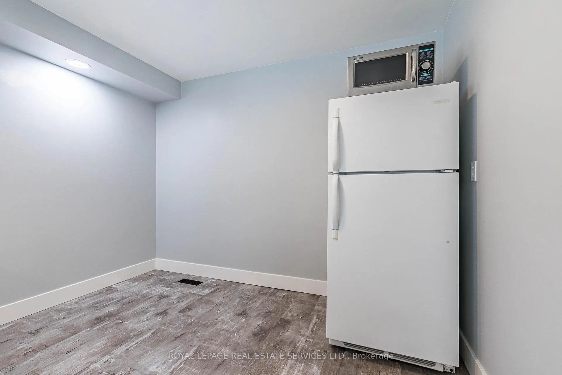 Photo 25 of Unit 35, 1855 Maple Ridge Drive, Mississauga, Rathwood — HOMEH