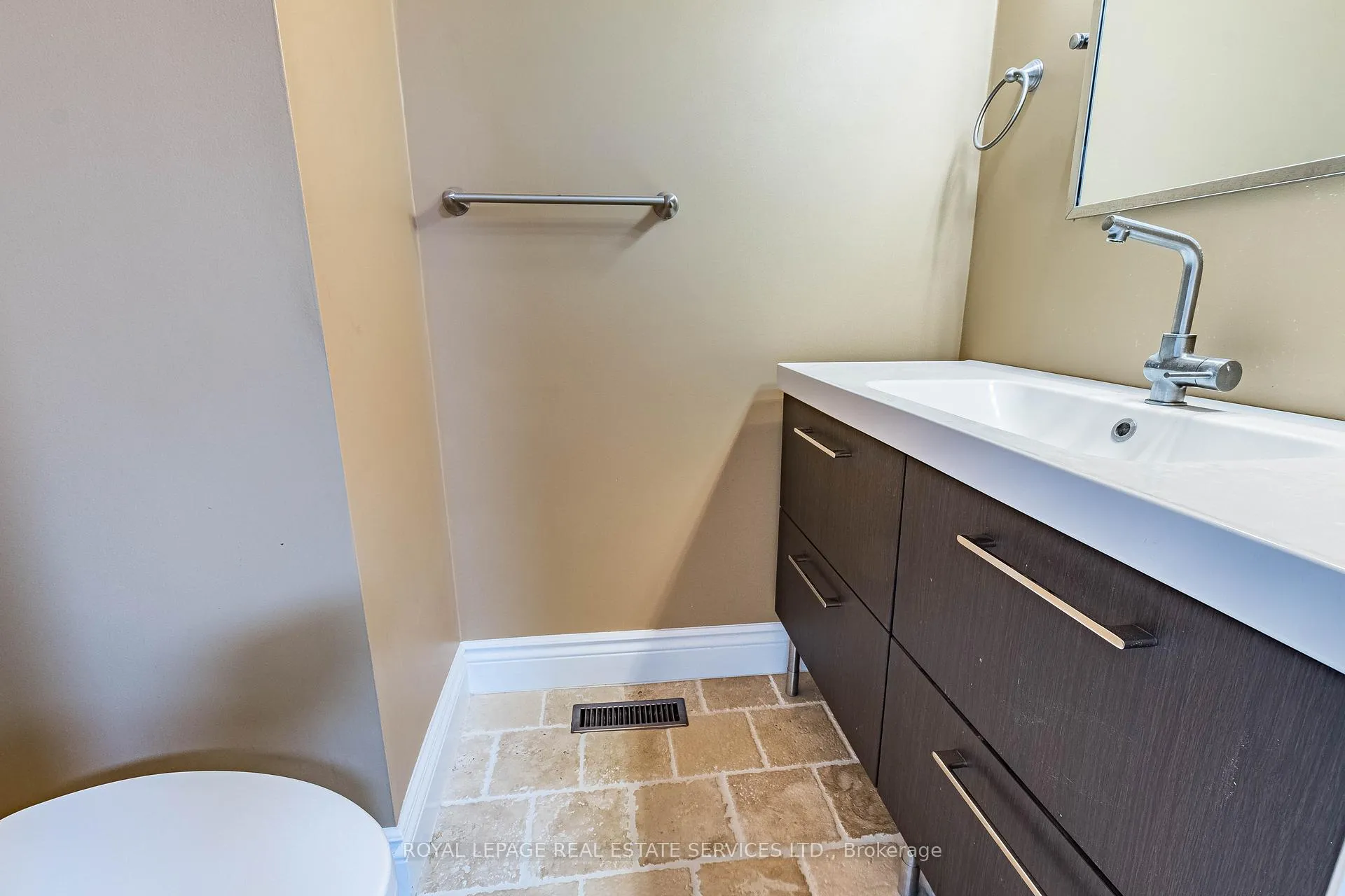 Photo 35 of Unit 35, 1855 Maple Ridge Drive, Mississauga, Rathwood — HOMEH