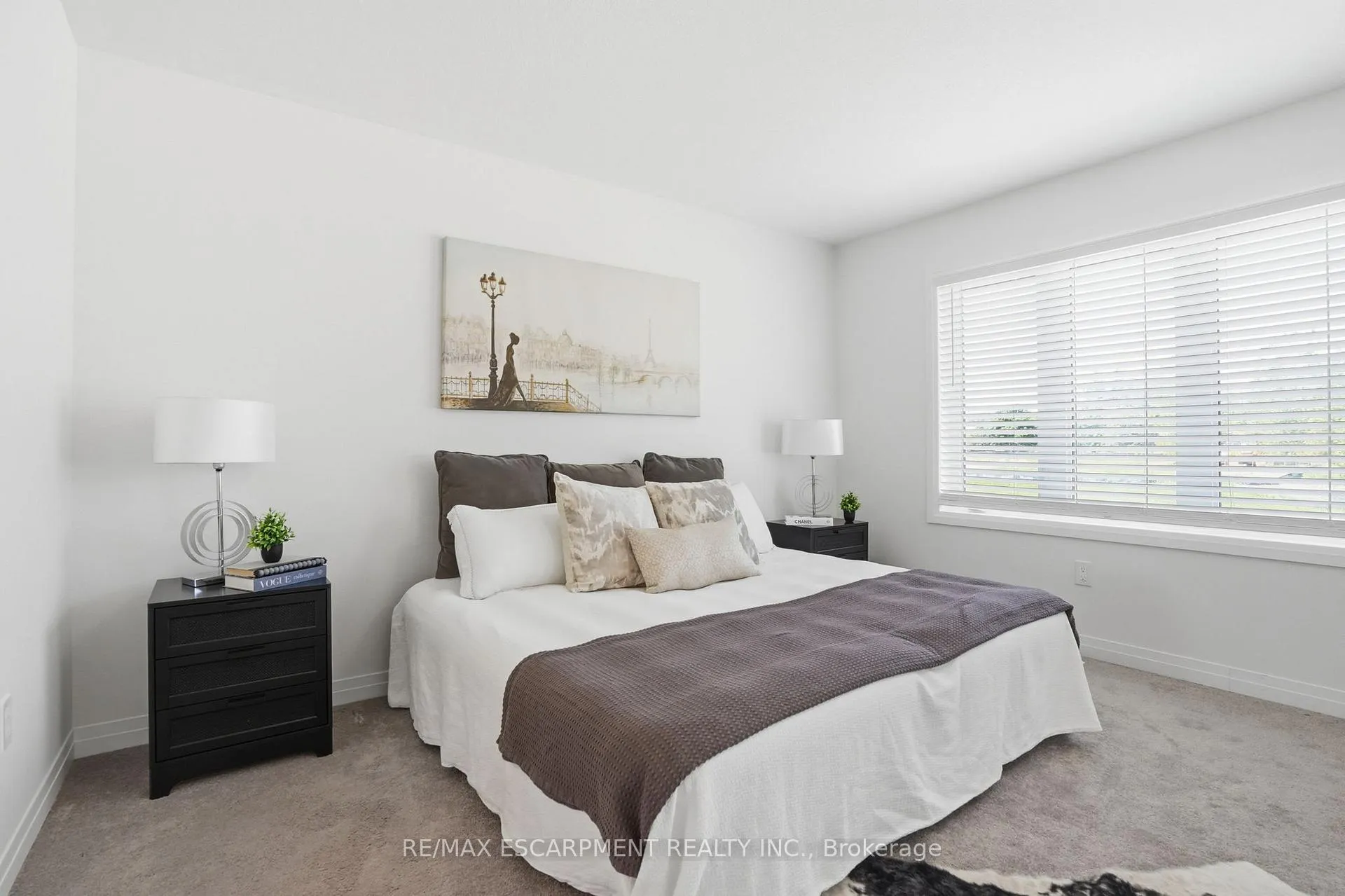 Photo 22 of 5 George Brier Drive W, Brant, Paris — HOMEH