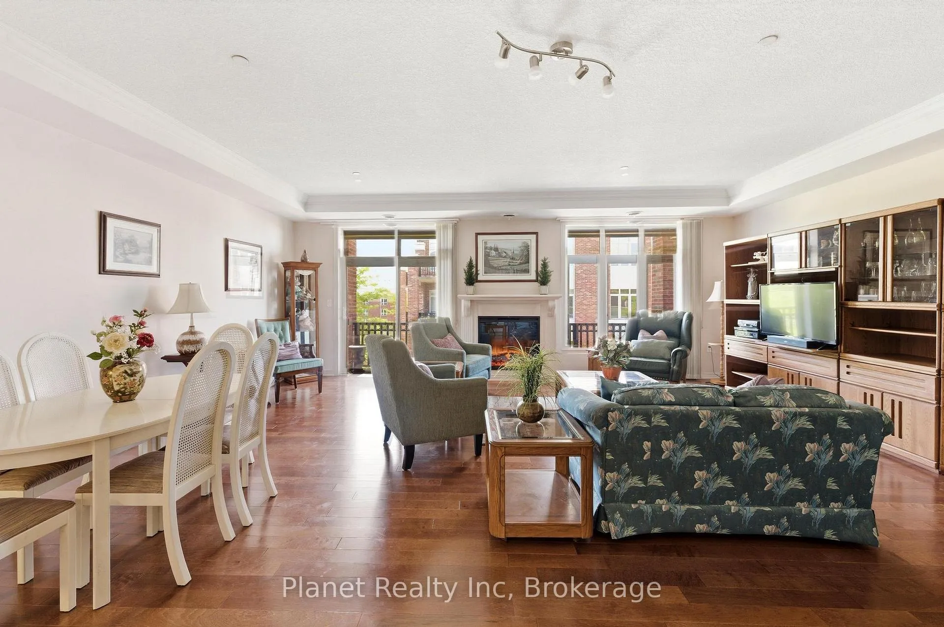 Photo 1 of Unit D301, 71 Bayberry Drive, Guelph, Village By The Arboretum — HOMEH