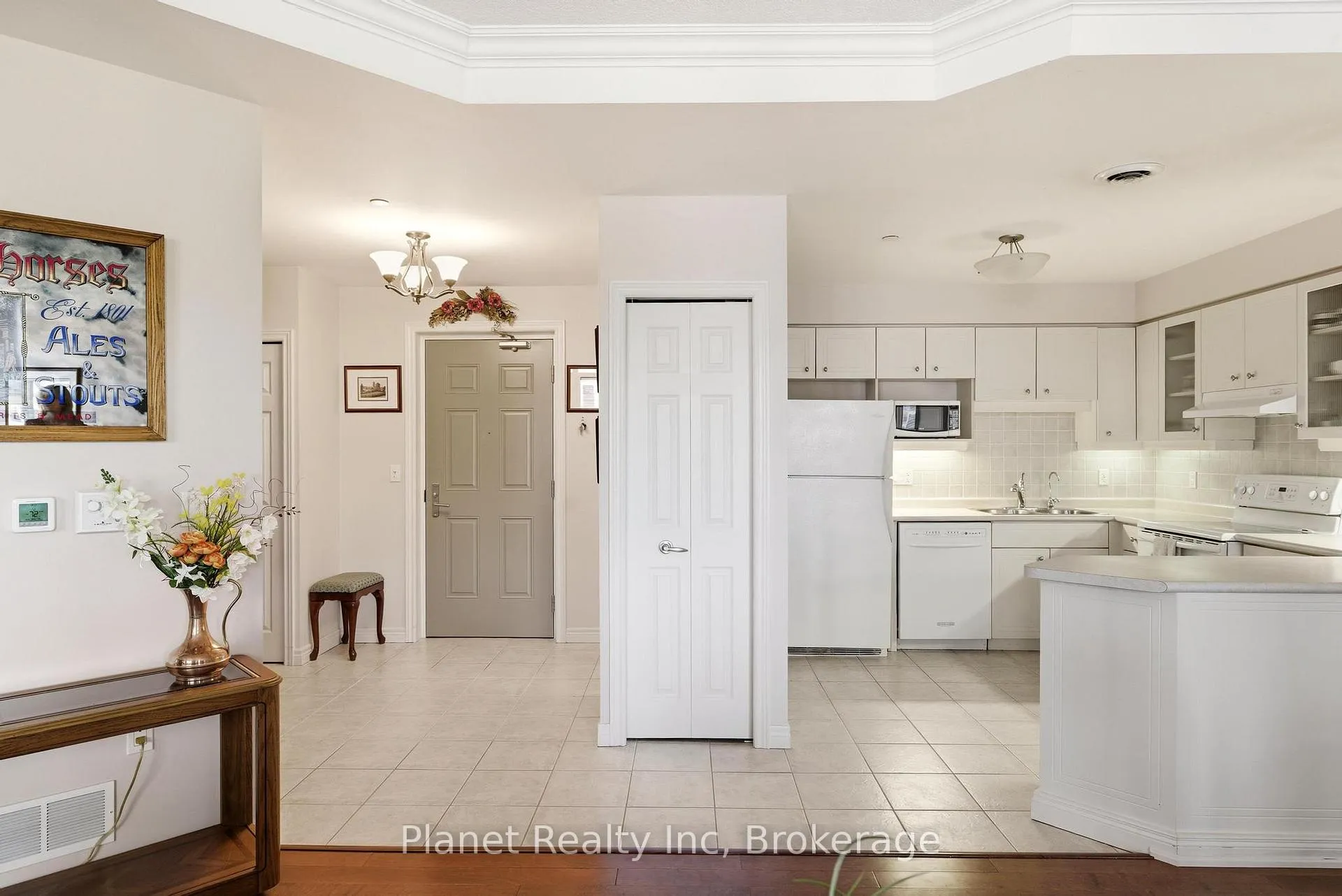 Photo 8 of Unit D301, 71 Bayberry Drive, Guelph, Village By The Arboretum — HOMEH