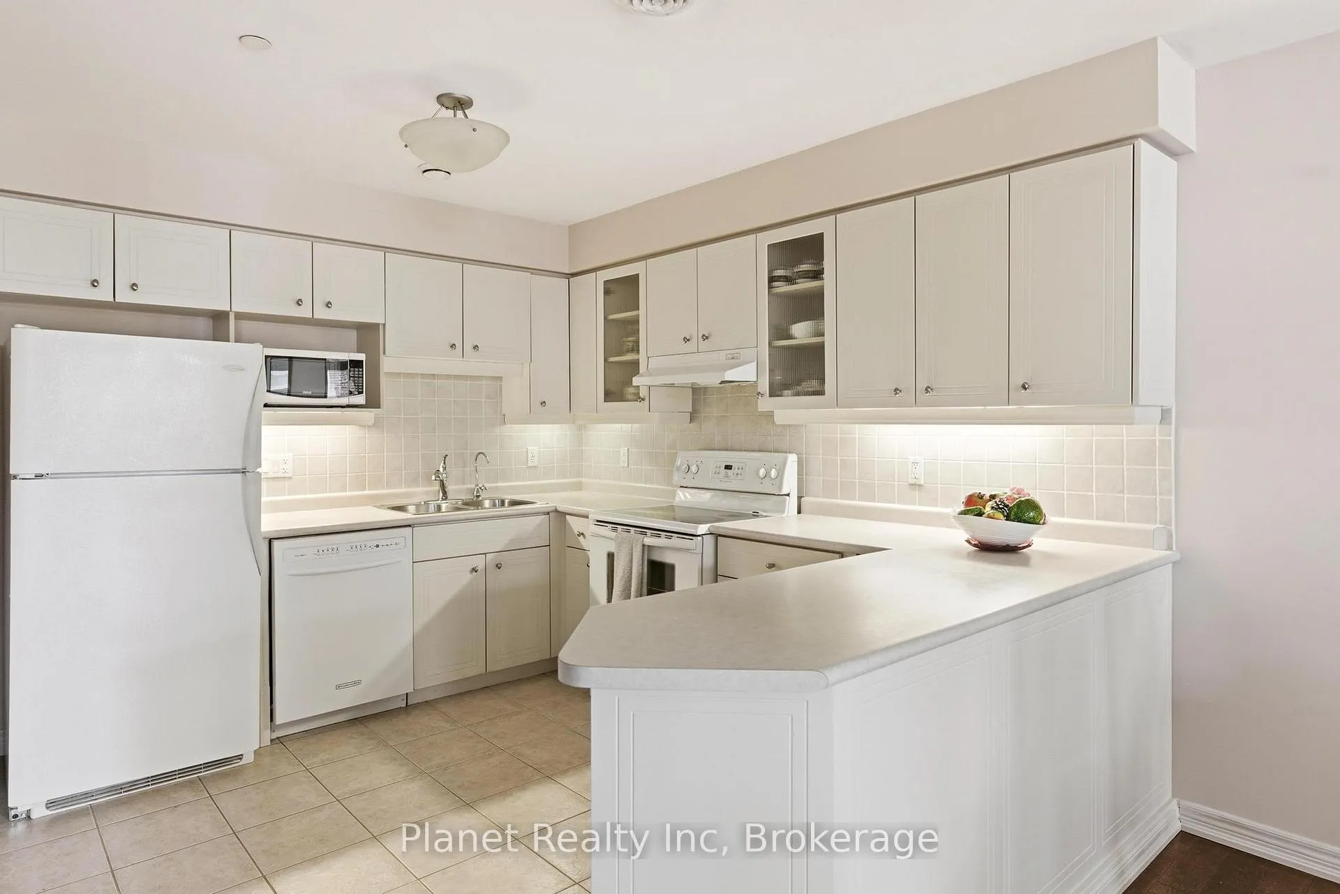 Photo 10 of Unit D301, 71 Bayberry Drive, Guelph, Village By The Arboretum — HOMEH