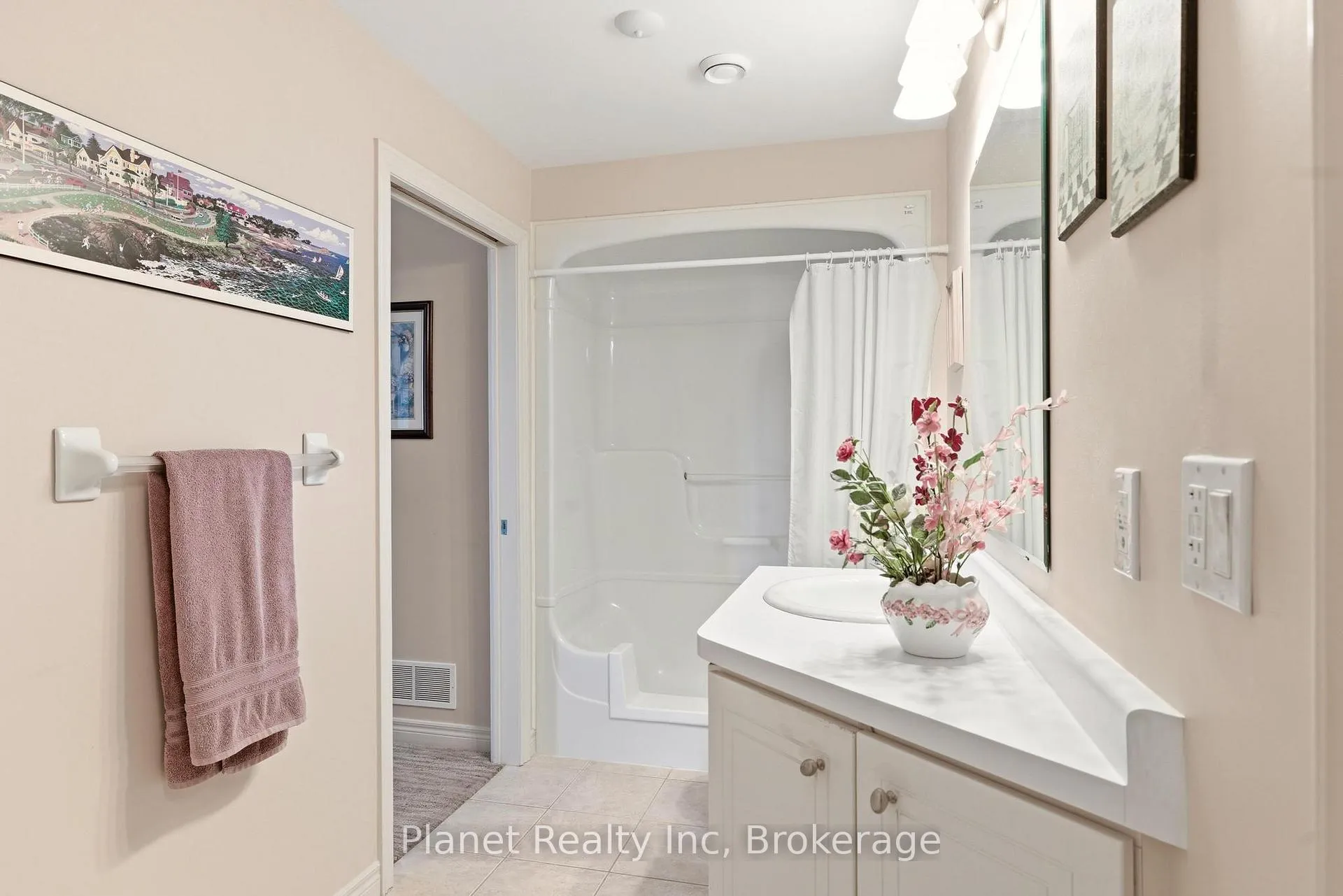 Photo 16 of Unit D301, 71 Bayberry Drive, Guelph, Village By The Arboretum — HOMEH