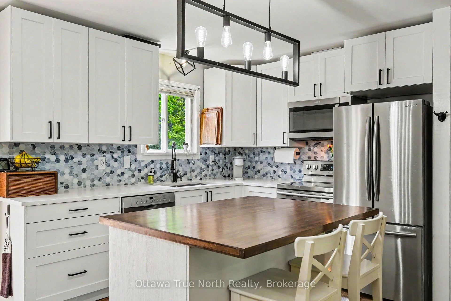 Photo 12 of 464 Craig Road, North Grenville, North Grenville Twp (Kemptville South) — HOMEH