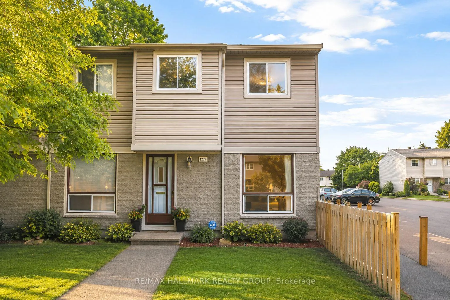 Photo 1 of 1374 Perez Crescent, Ottawa, Carson Grove — HOMEH
