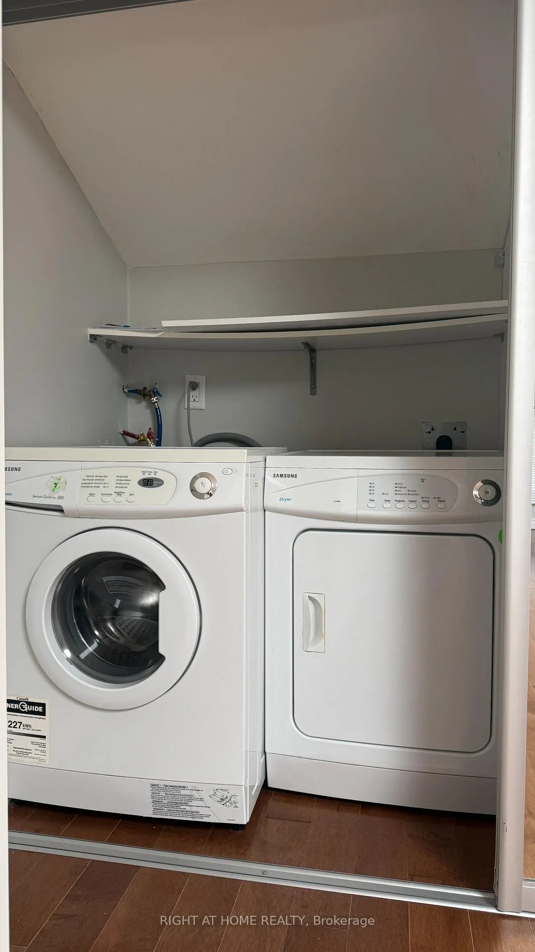 Photo 7 of Unit 1, 1088 Pearson Drive, Oakville, College Park — HOMEH