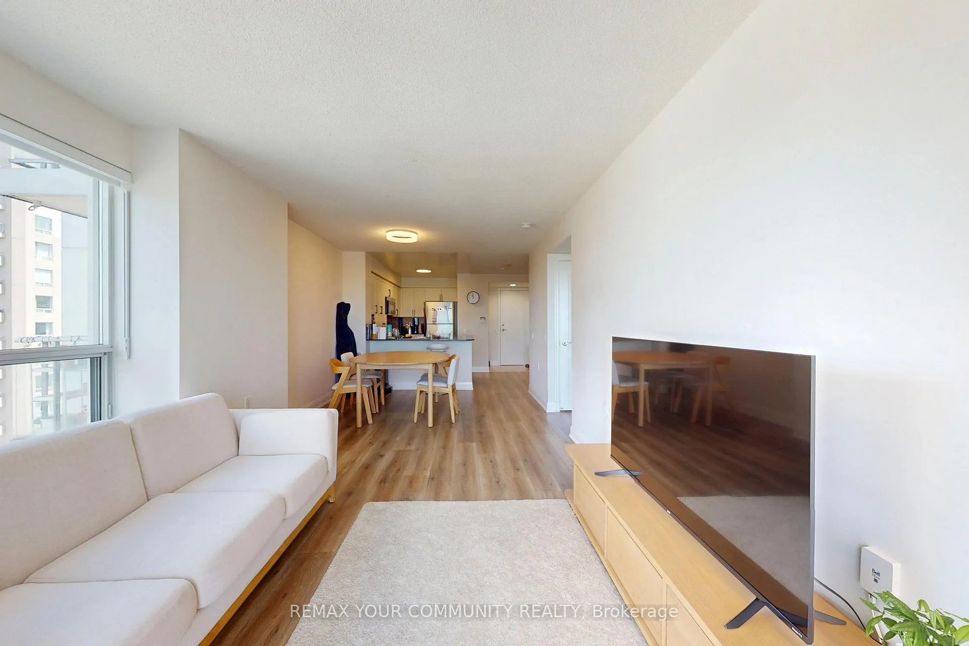 Photo 12 of Unit 1807, 21 Hillcrest Avenue, North York, Willowdale East — HOMEH