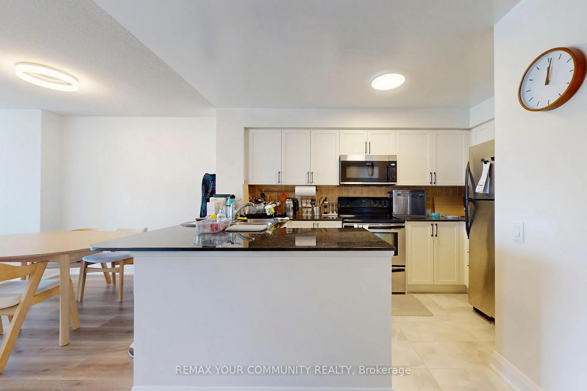 Photo 17 of Unit 1807, 21 Hillcrest Avenue, North York, Willowdale East — HOMEH