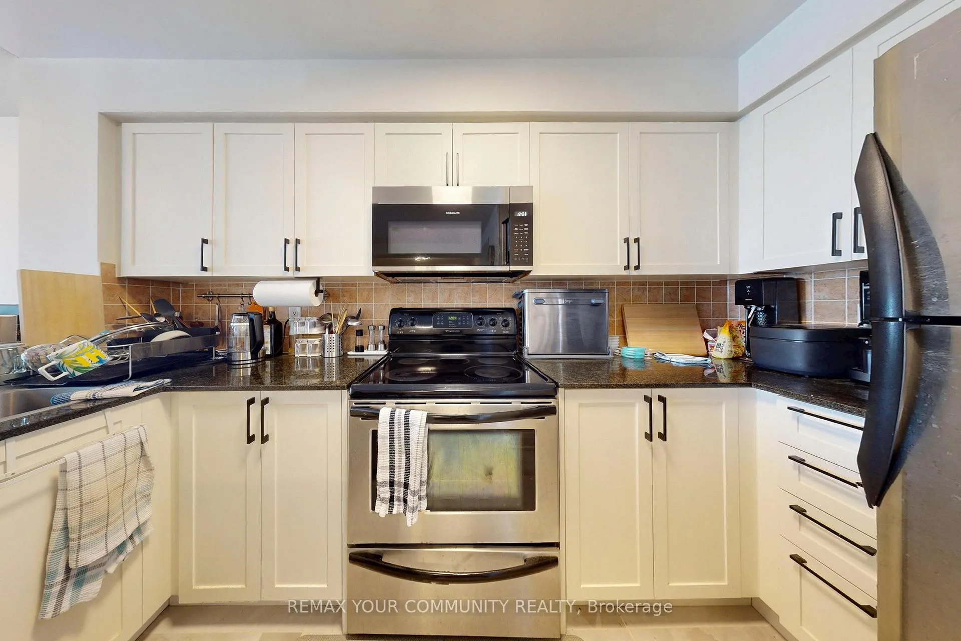 Photo 22 of Unit 1807, 21 Hillcrest Avenue, North York, Willowdale East — HOMEH
