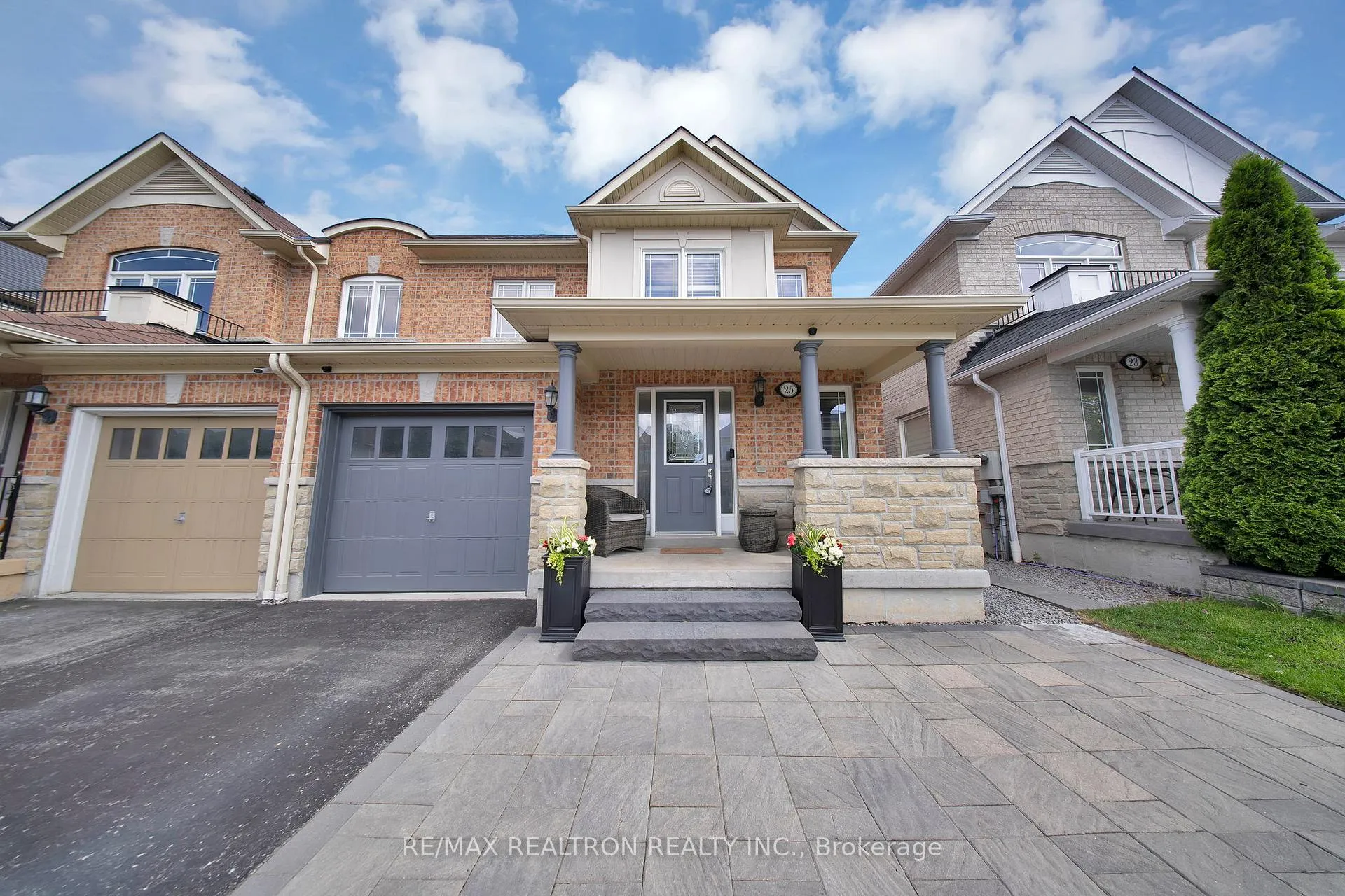 Photo 1 of 25 Barden Crescent, Ajax, Northeast Ajax — HOMEH