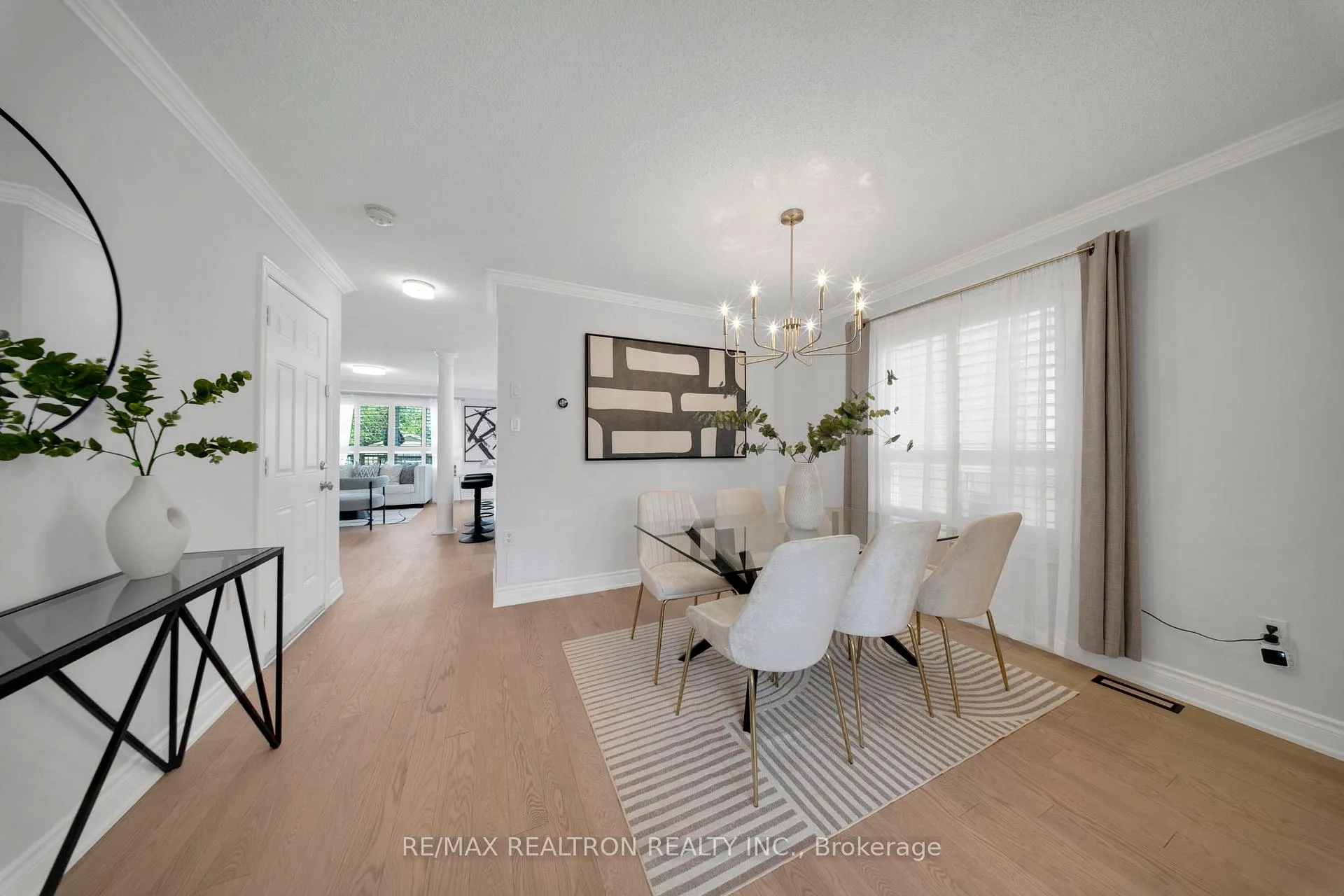 Photo 7 of 25 Barden Crescent, Ajax, Northeast Ajax — HOMEH