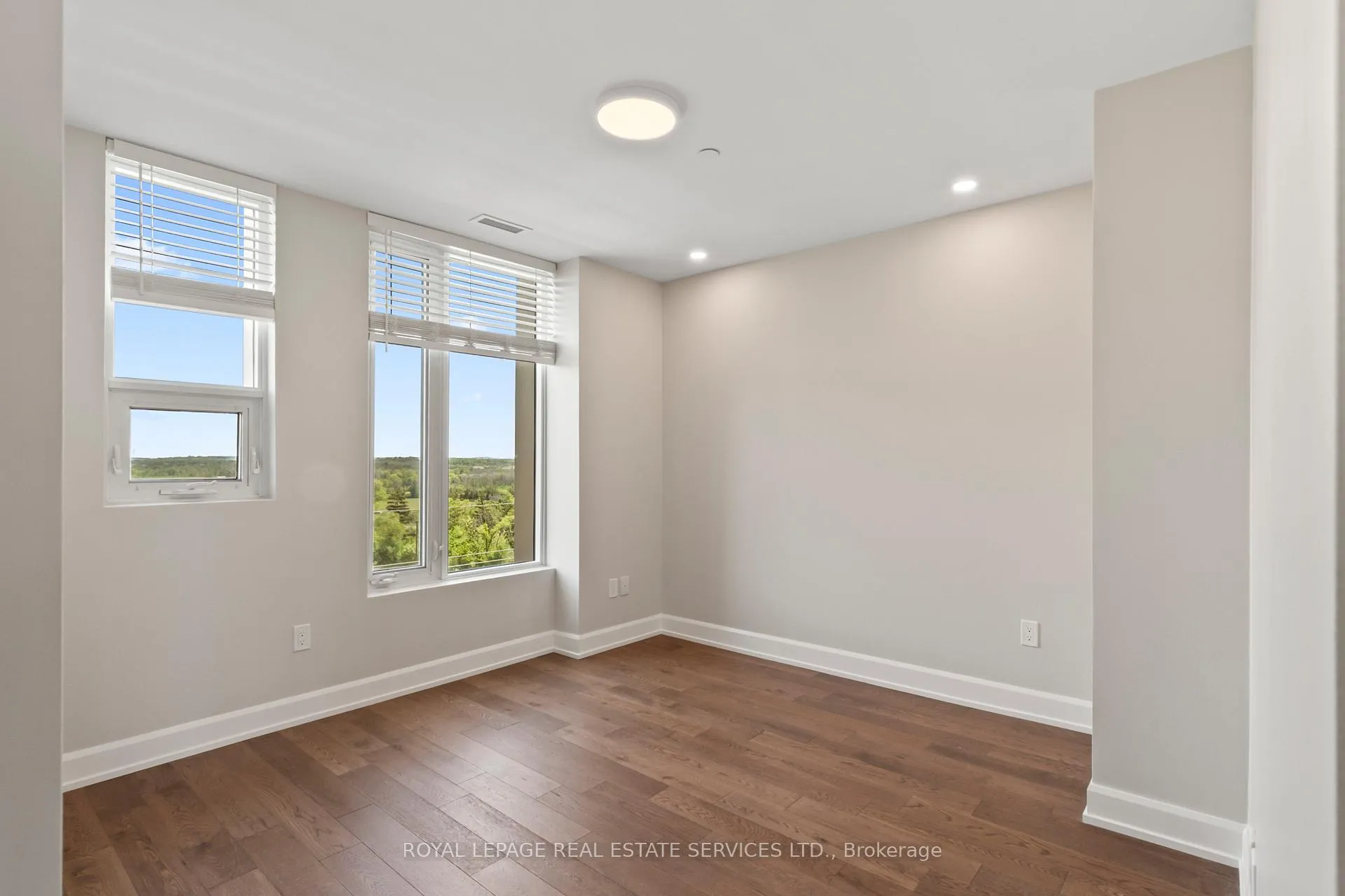 Photo 7 of Unit 610, 195 Hunter Street E, Peterborough, Ashburnham Ward 4 — HOMEH