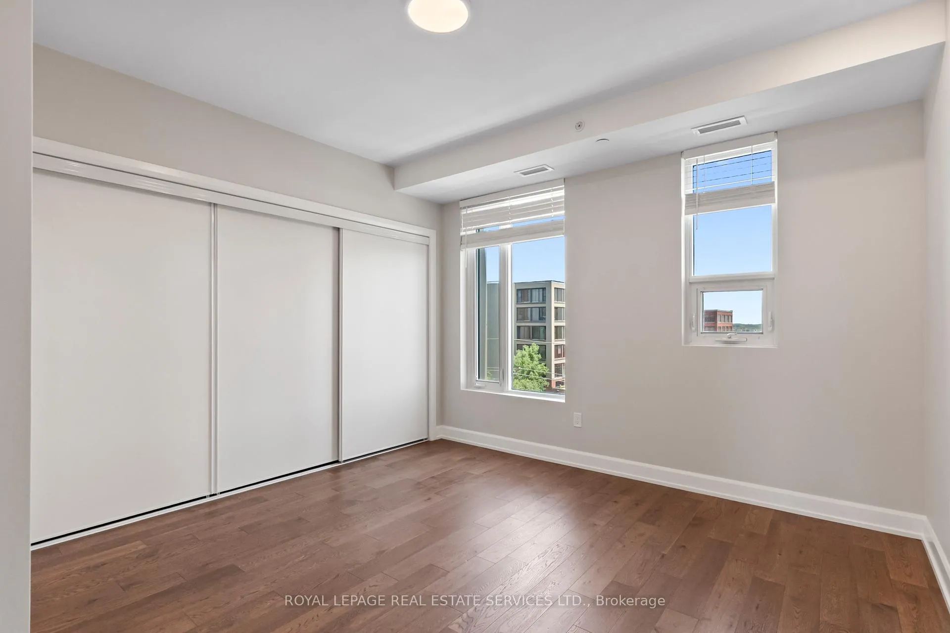 Photo 8 of Unit 610, 195 Hunter Street E, Peterborough, Ashburnham Ward 4 — HOMEH