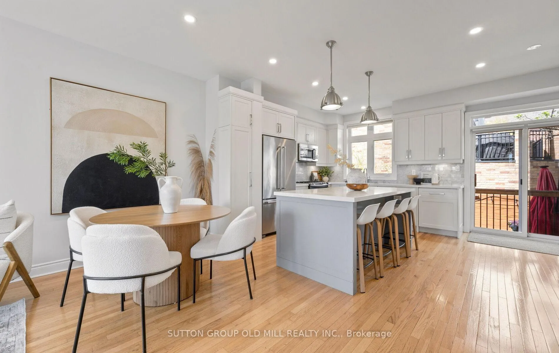 Photo 12 of 36 Clockwork Lane, Etobicoke, Stonegate-Queensway — HOMEH