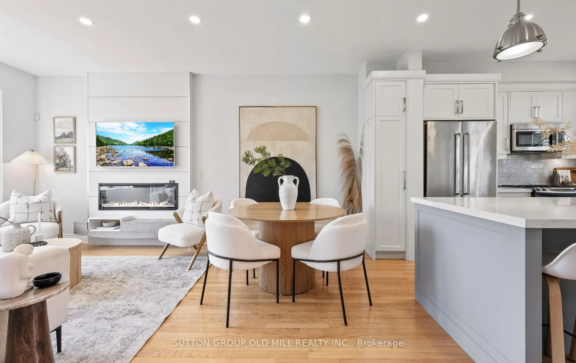 Photo 13 of 36 Clockwork Lane, Etobicoke, Stonegate-Queensway — HOMEH