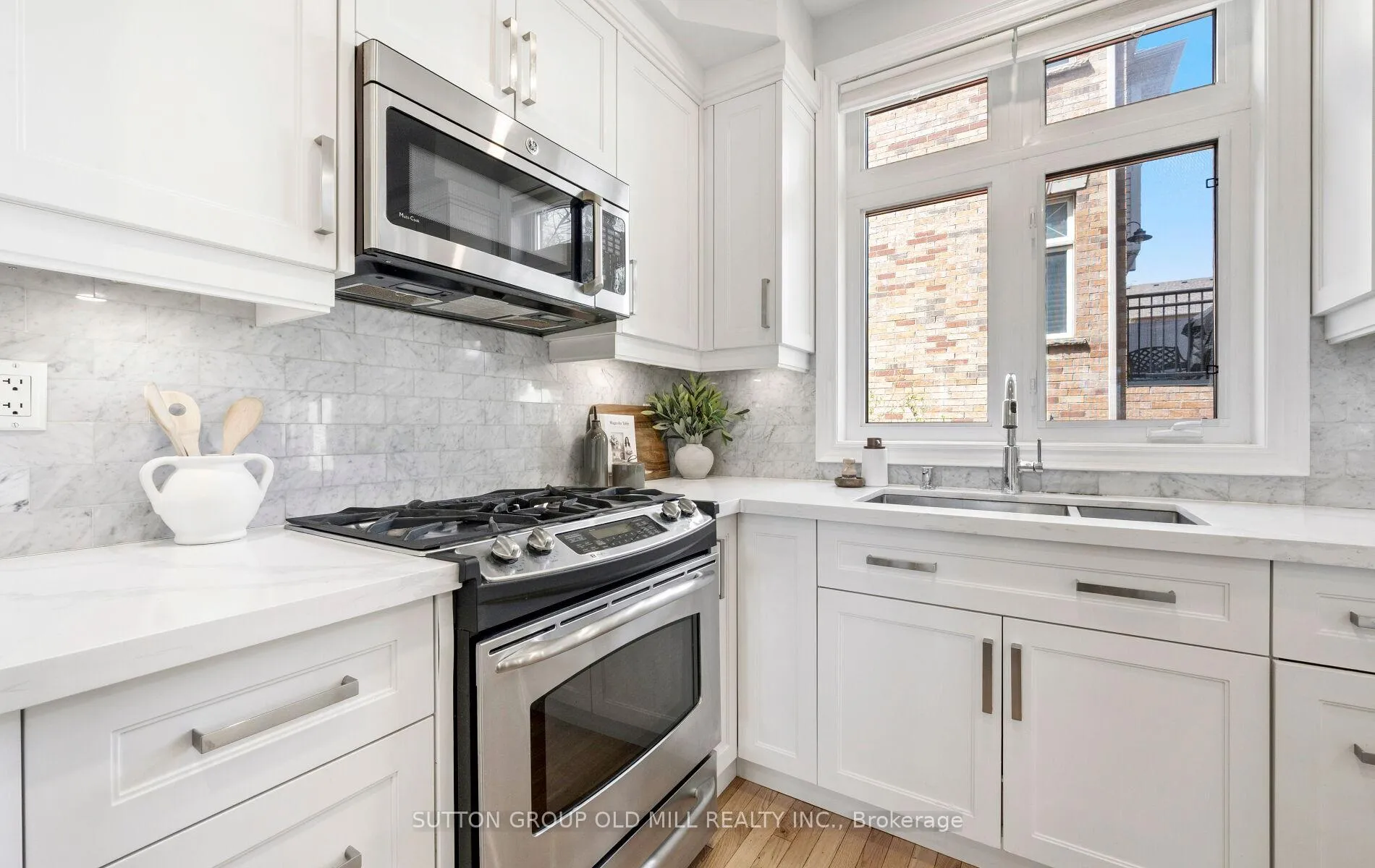Photo 17 of 36 Clockwork Lane, Etobicoke, Stonegate-Queensway — HOMEH