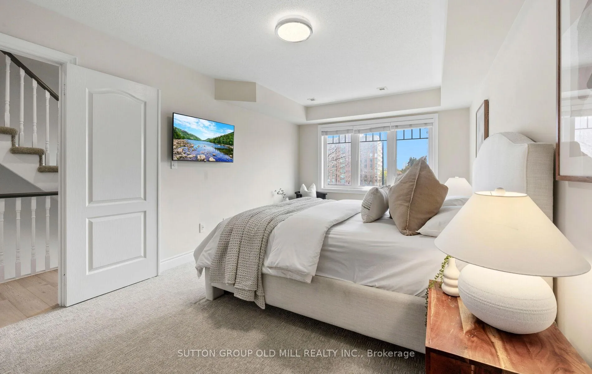Photo 26 of 36 Clockwork Lane, Etobicoke, Stonegate-Queensway — HOMEH