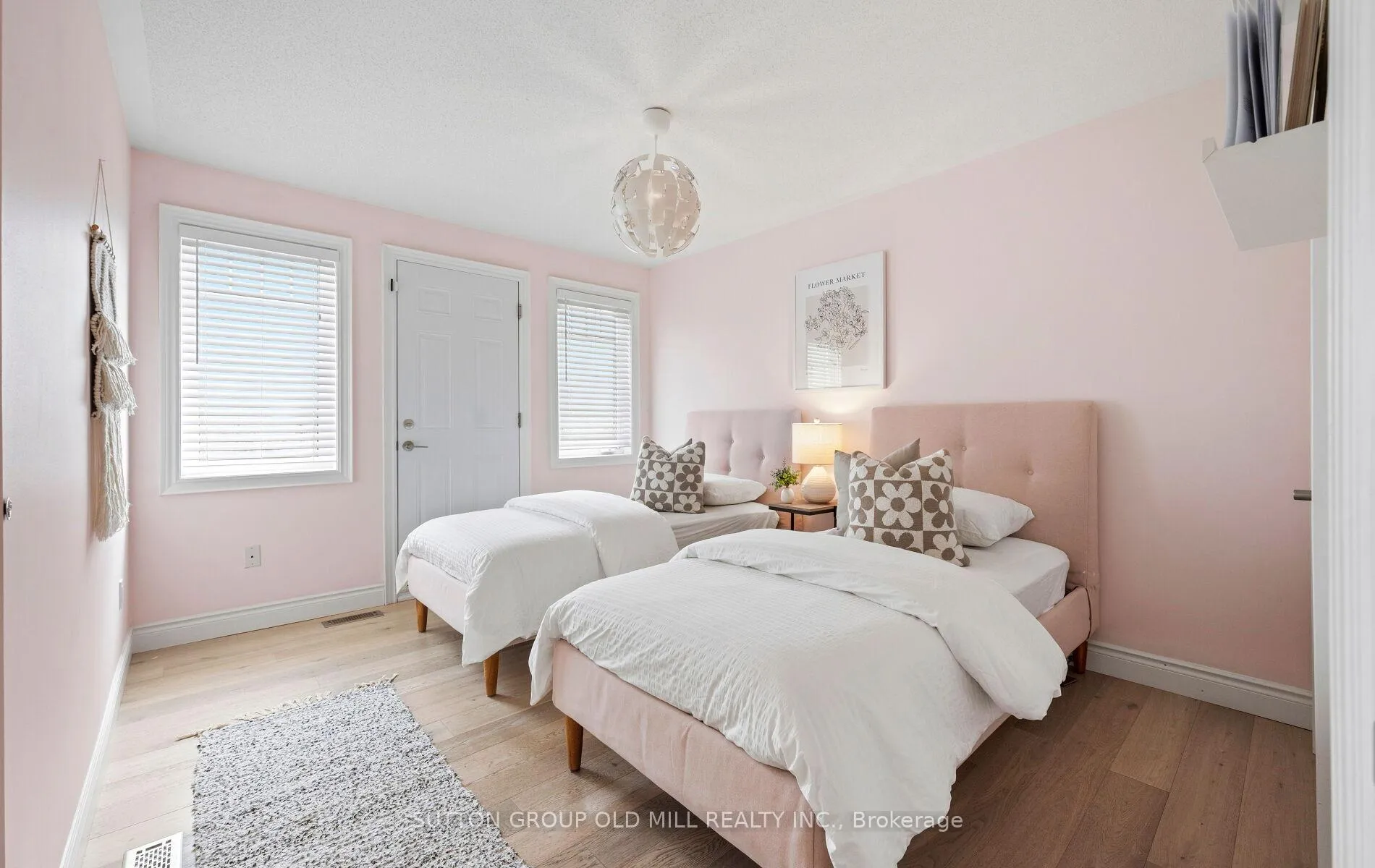 Photo 33 of 36 Clockwork Lane, Etobicoke, Stonegate-Queensway — HOMEH