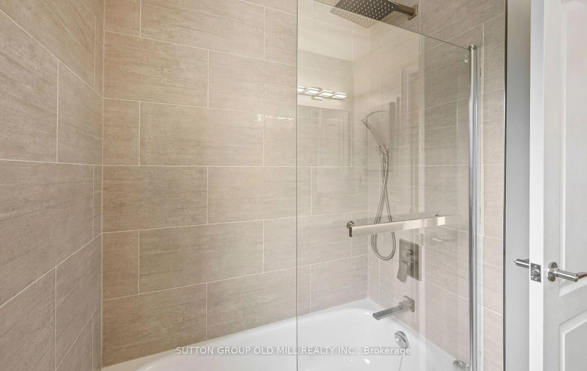 Photo 41 of 36 Clockwork Lane, Etobicoke, Stonegate-Queensway — HOMEH