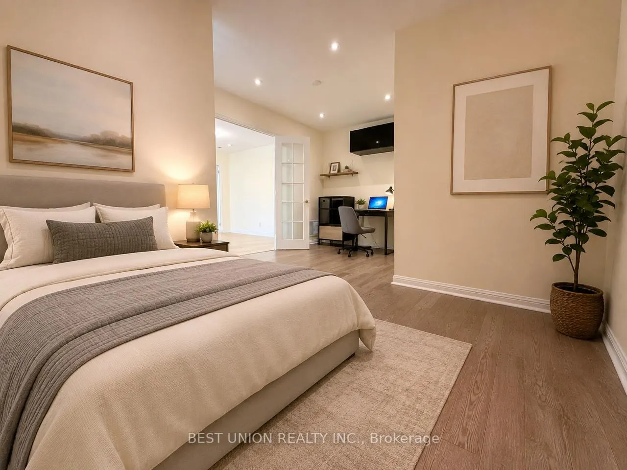 Photo 11 of 811 Grandview Way, North York, Willowdale East — HOMEH