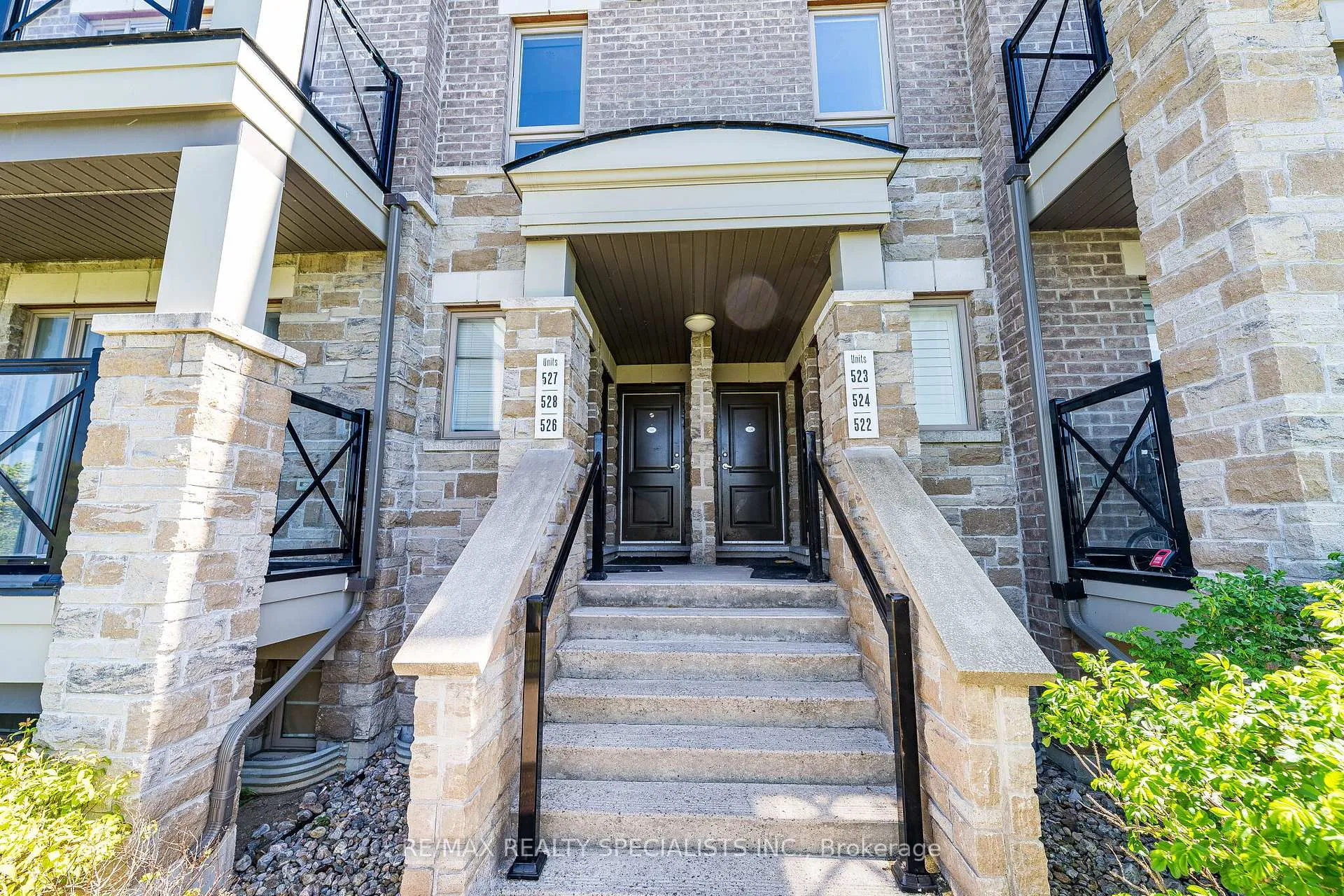 Photo 4 of Unit 527, 30 Dunsheath Way, Markham, Cornell — HOMEH