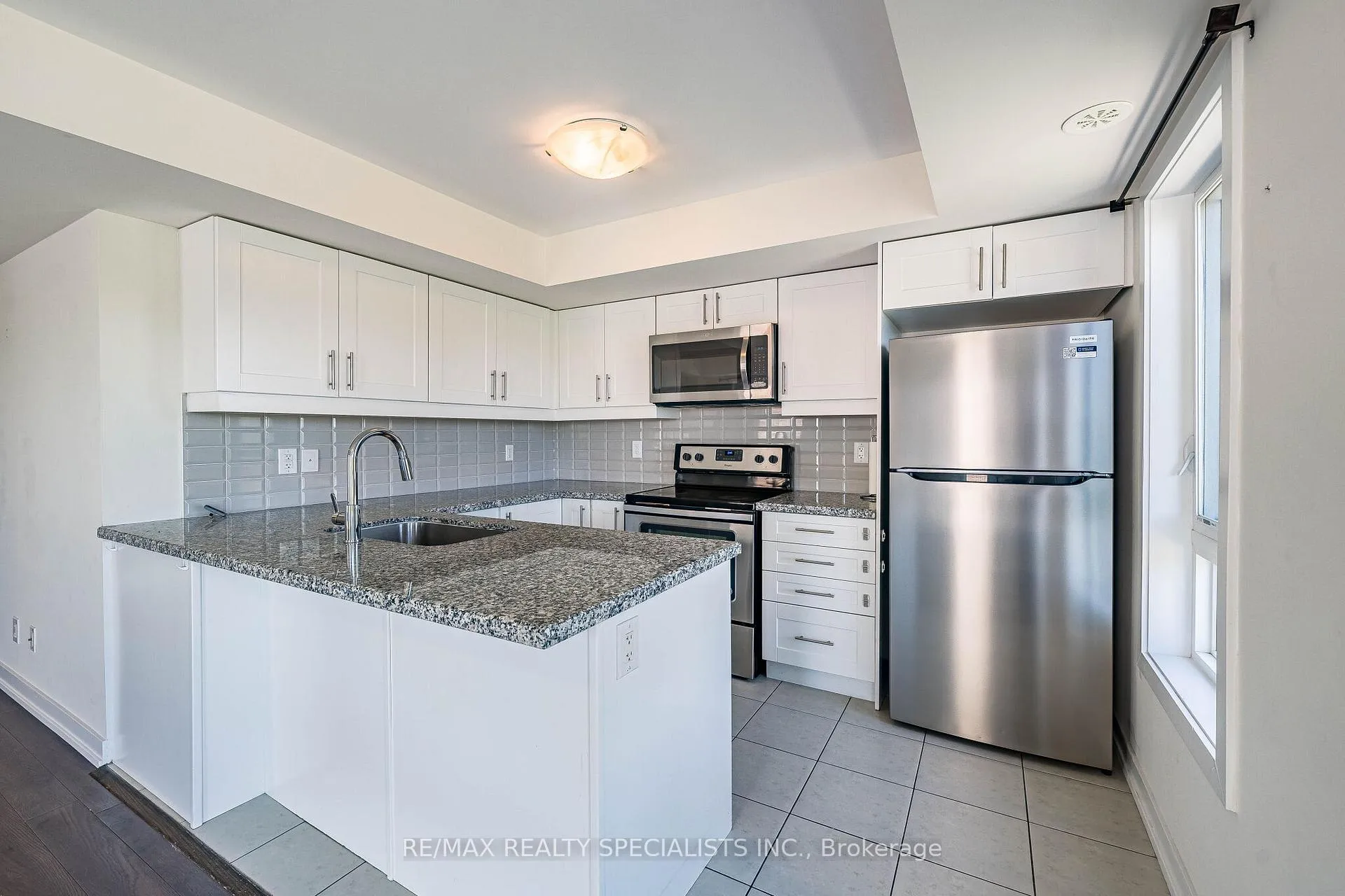 Photo 9 of Unit 527, 30 Dunsheath Way, Markham, Cornell — HOMEH