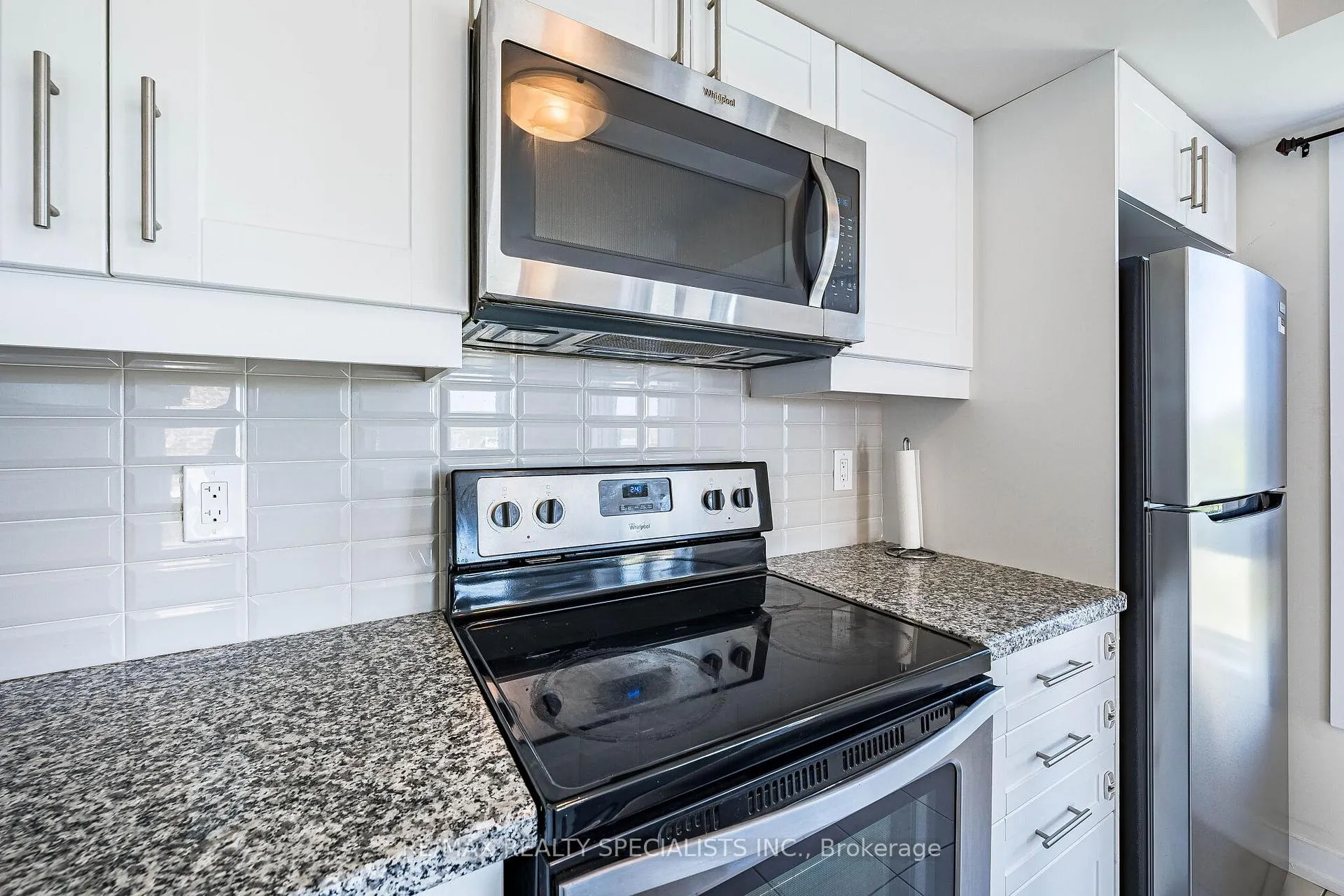 Photo 12 of Unit 527, 30 Dunsheath Way, Markham, Cornell — HOMEH