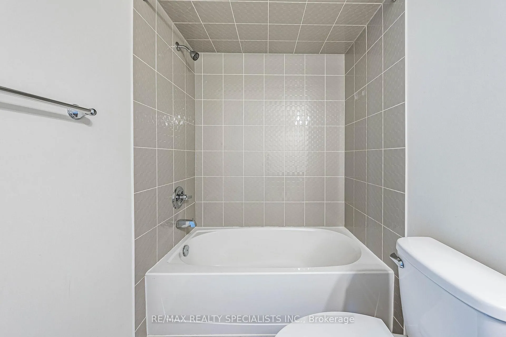 Photo 18 of Unit 527, 30 Dunsheath Way, Markham, Cornell — HOMEH