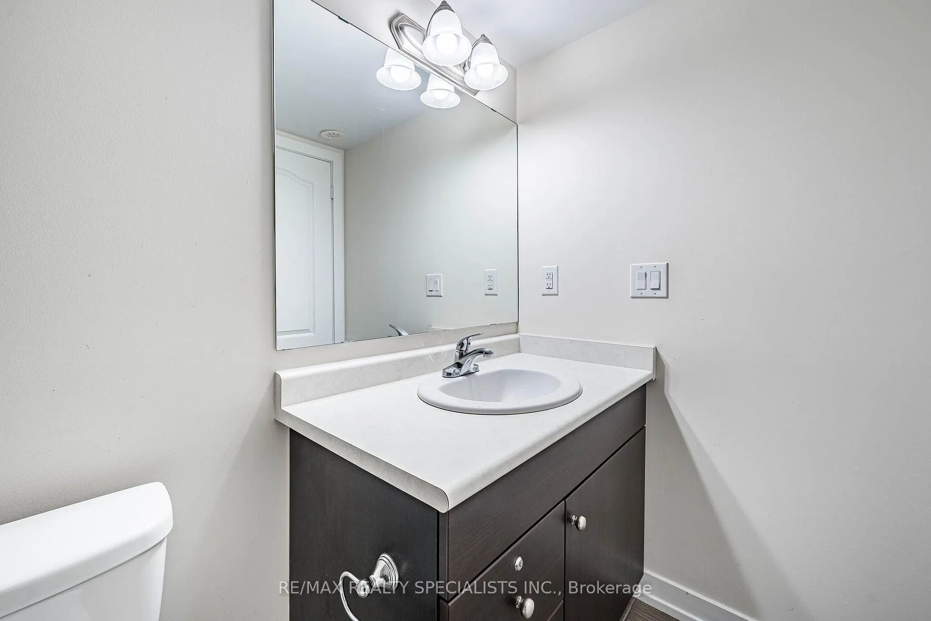 Photo 19 of Unit 527, 30 Dunsheath Way, Markham, Cornell — HOMEH