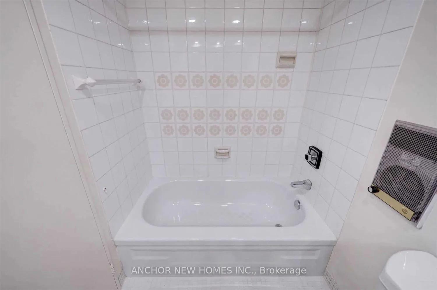 Photo 8 of Unit 312, 55 Harbour Square, Toronto, Waterfront Communities — HOMEH